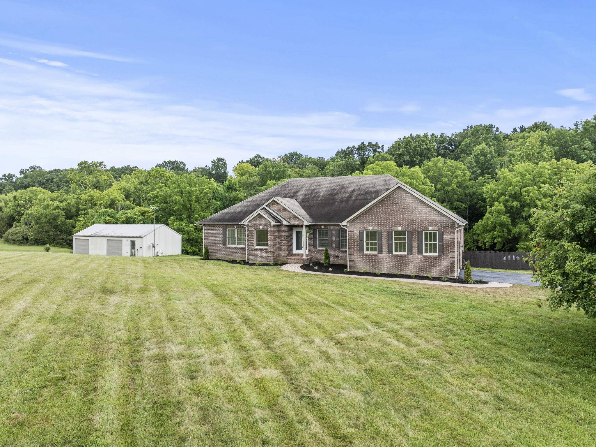 Paint Lick, KY 40461,2836 Guynn Road