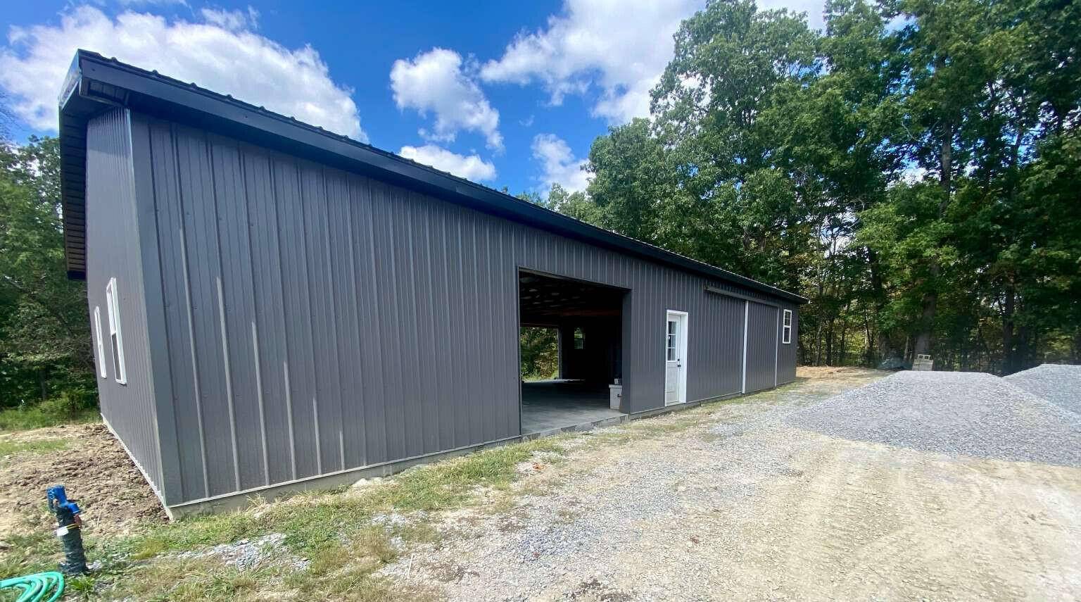 Crab Orchard, KY 40419,707 Slate Branch Road