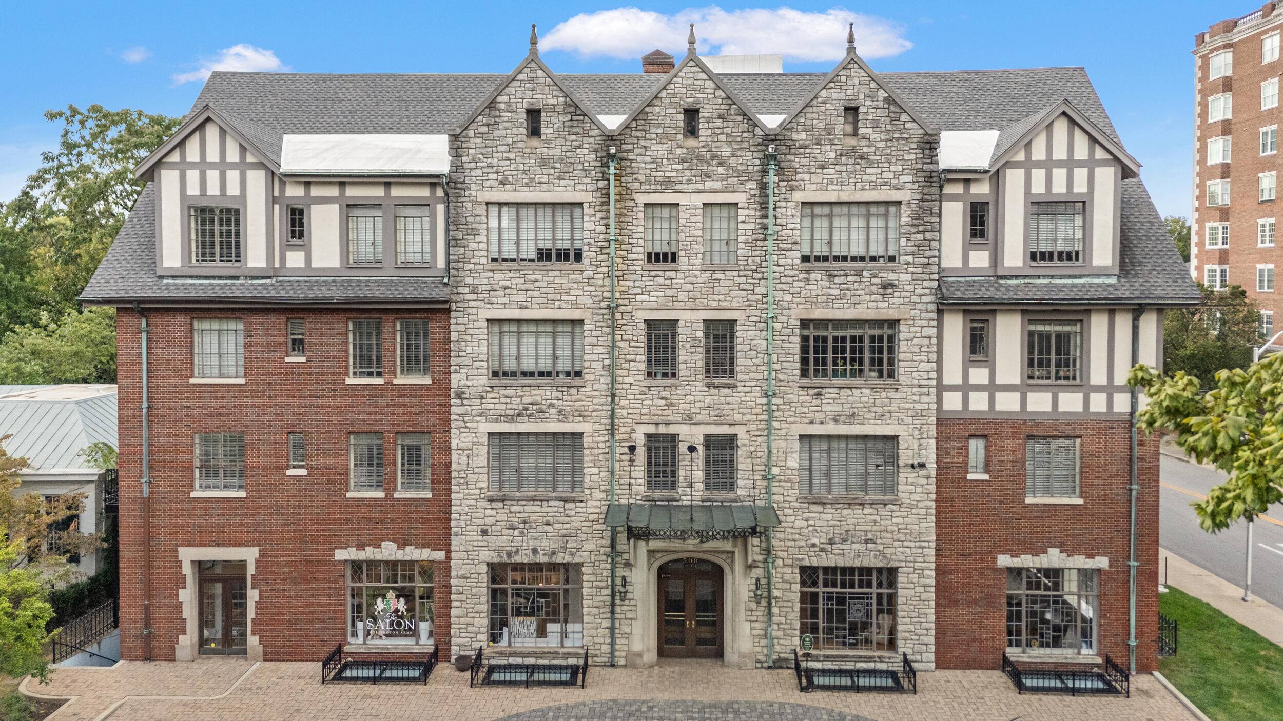 Lexington, KY 40508,508 E Main Street #409