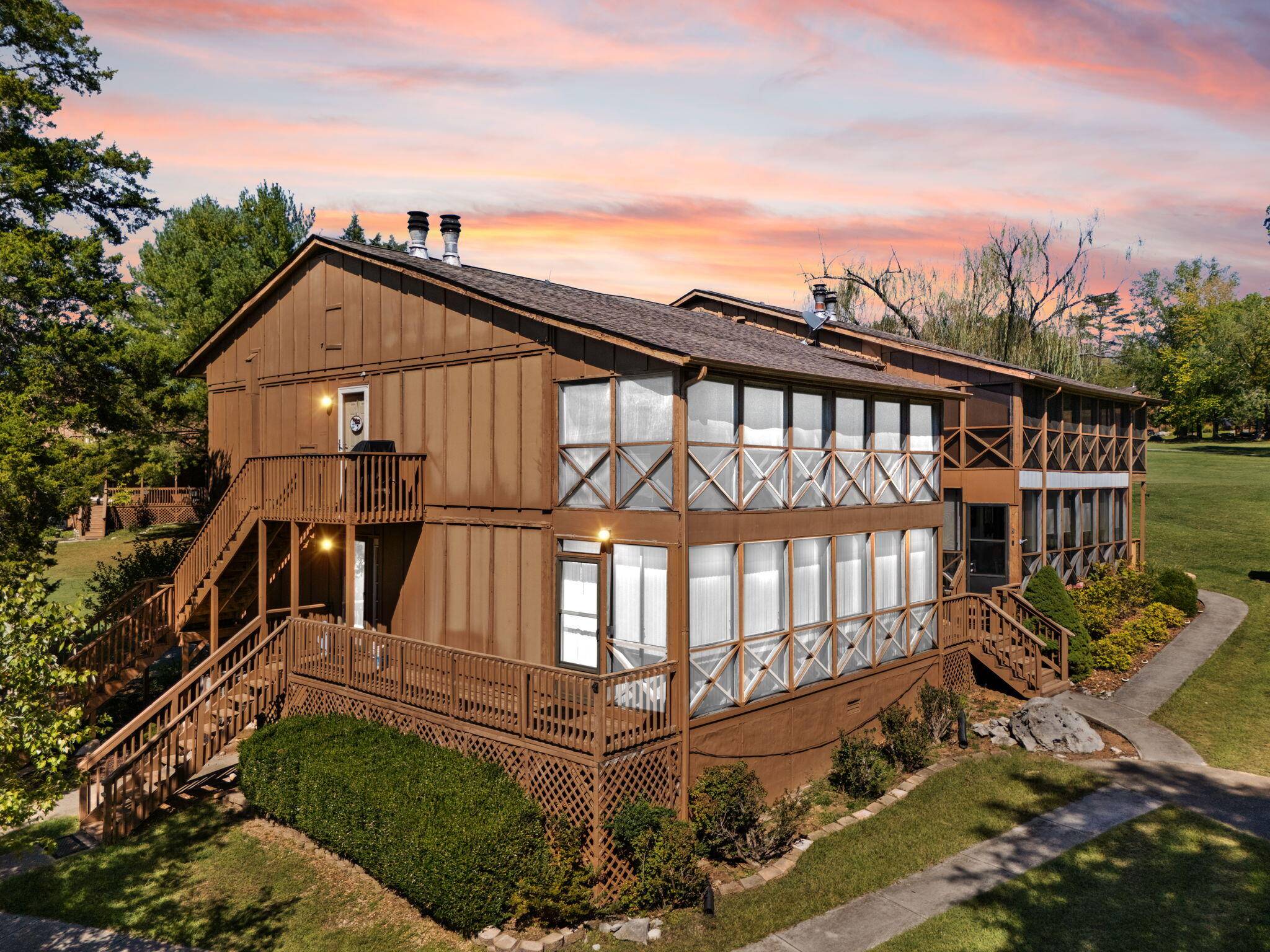 Bronston, KY 42518,65-3 Woodson Bend Resort