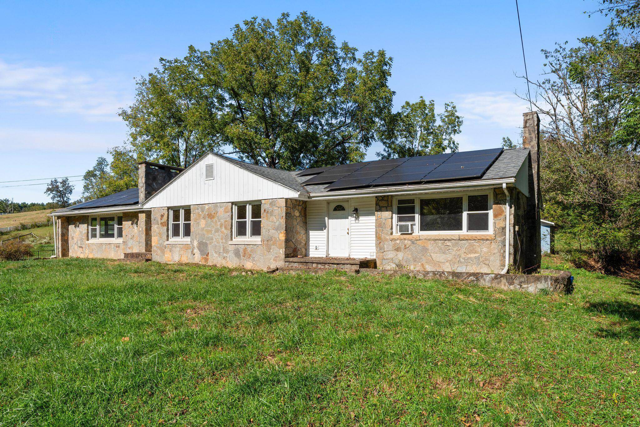 Morehead, KY 40351,7200 Christy Creek Road