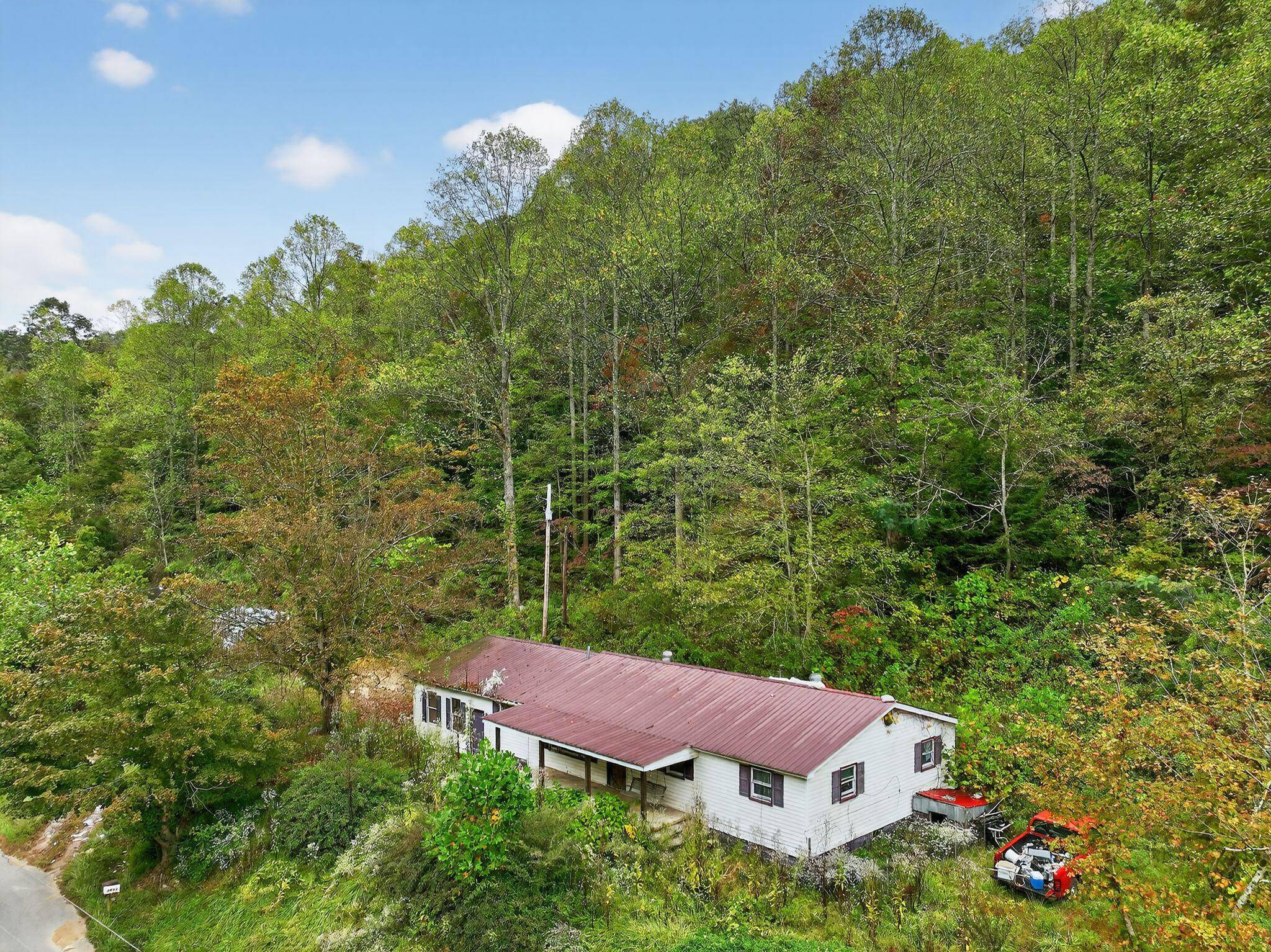 Bevinsville, KY 41606,1052 KY RT 1498