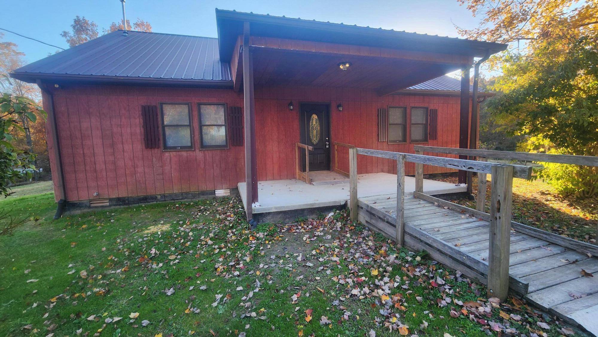 Crab Orchard, KY 40419,4255 Pine Grove Road