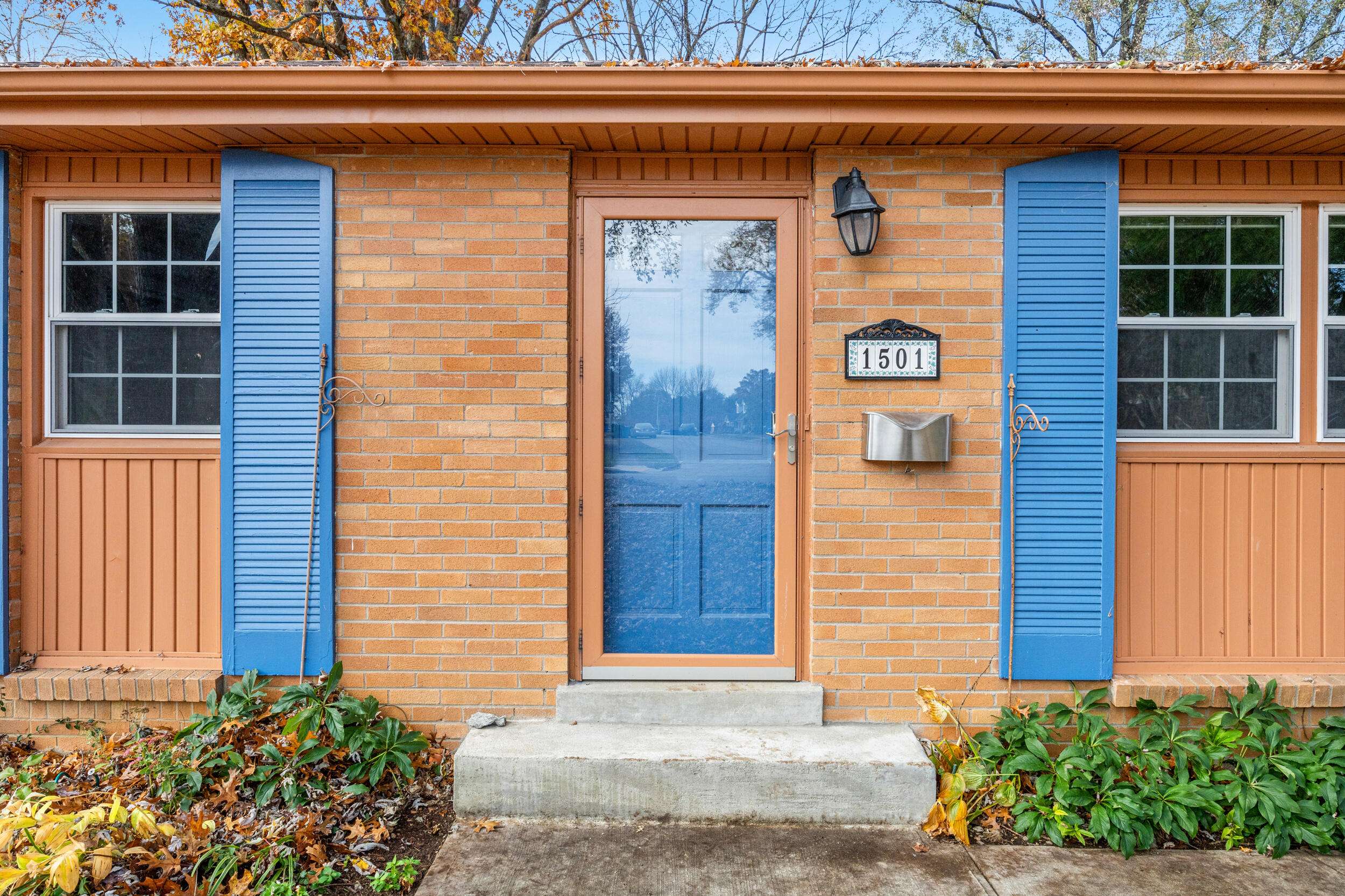 Lexington, KY 40504,1501 Pine Meadow Road