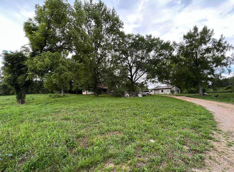 Pomona, MO 65789,000 U.S. Highway 63 North
