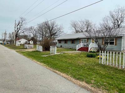 Wheaton, MO 64874,318 S Reasor AVE