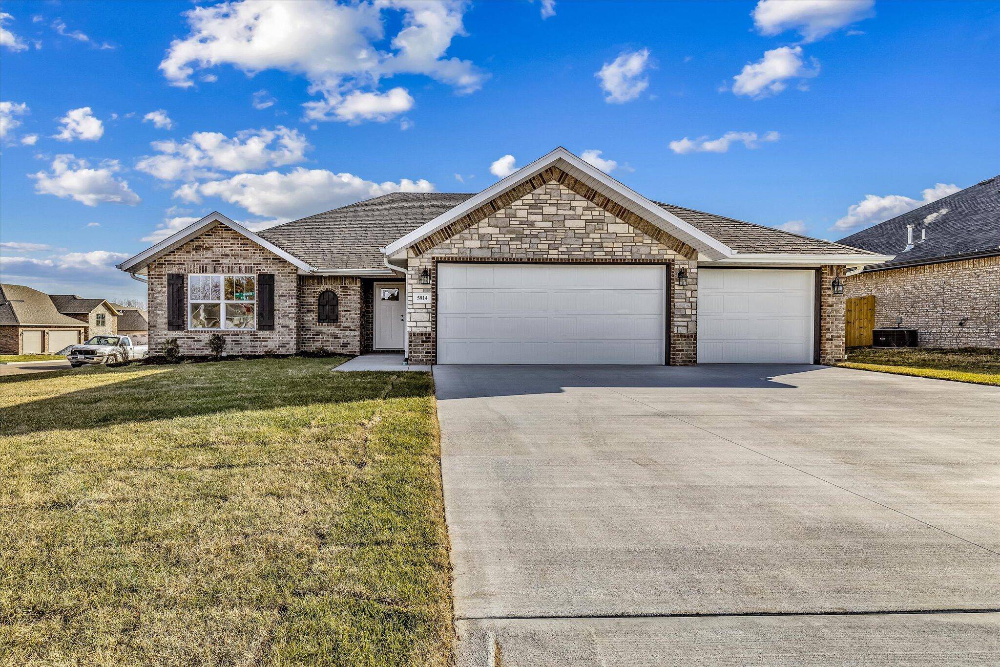 Battlefield, MO 65619,5914 S Willow ST #Lot 63