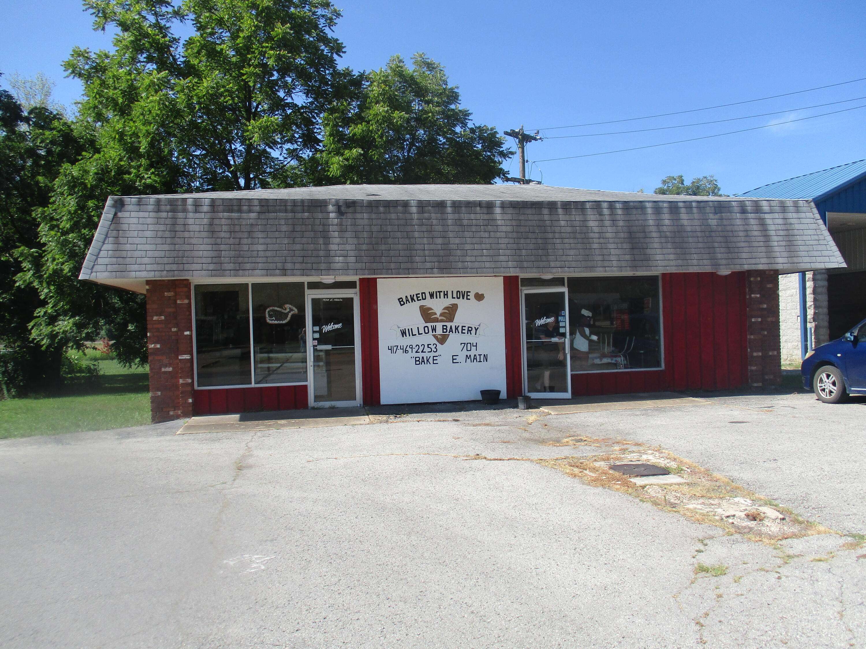 Willow Springs, MO 65793,704 E Main Street