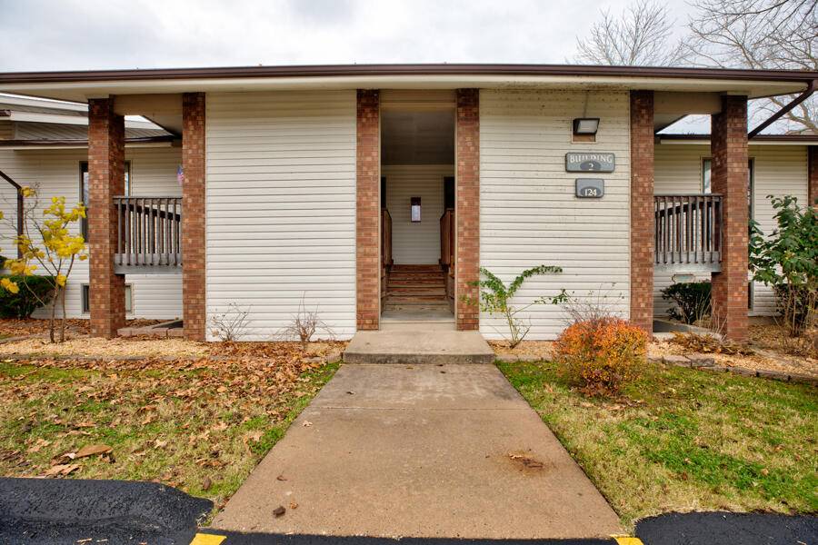 Branson, MO 65616,124 Grandview DR #3