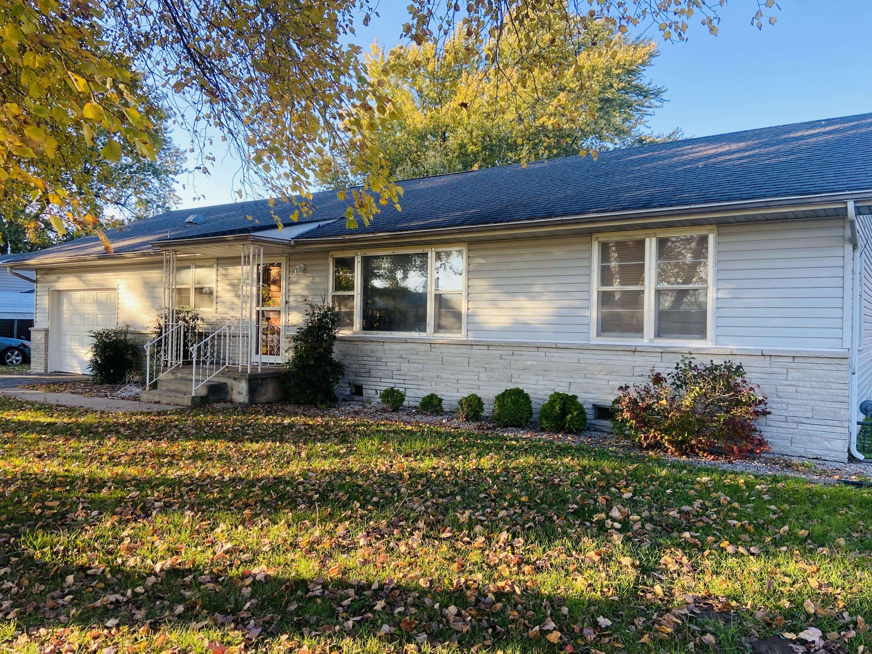 Lockwood, MO 65682,404 E 4th Street ST