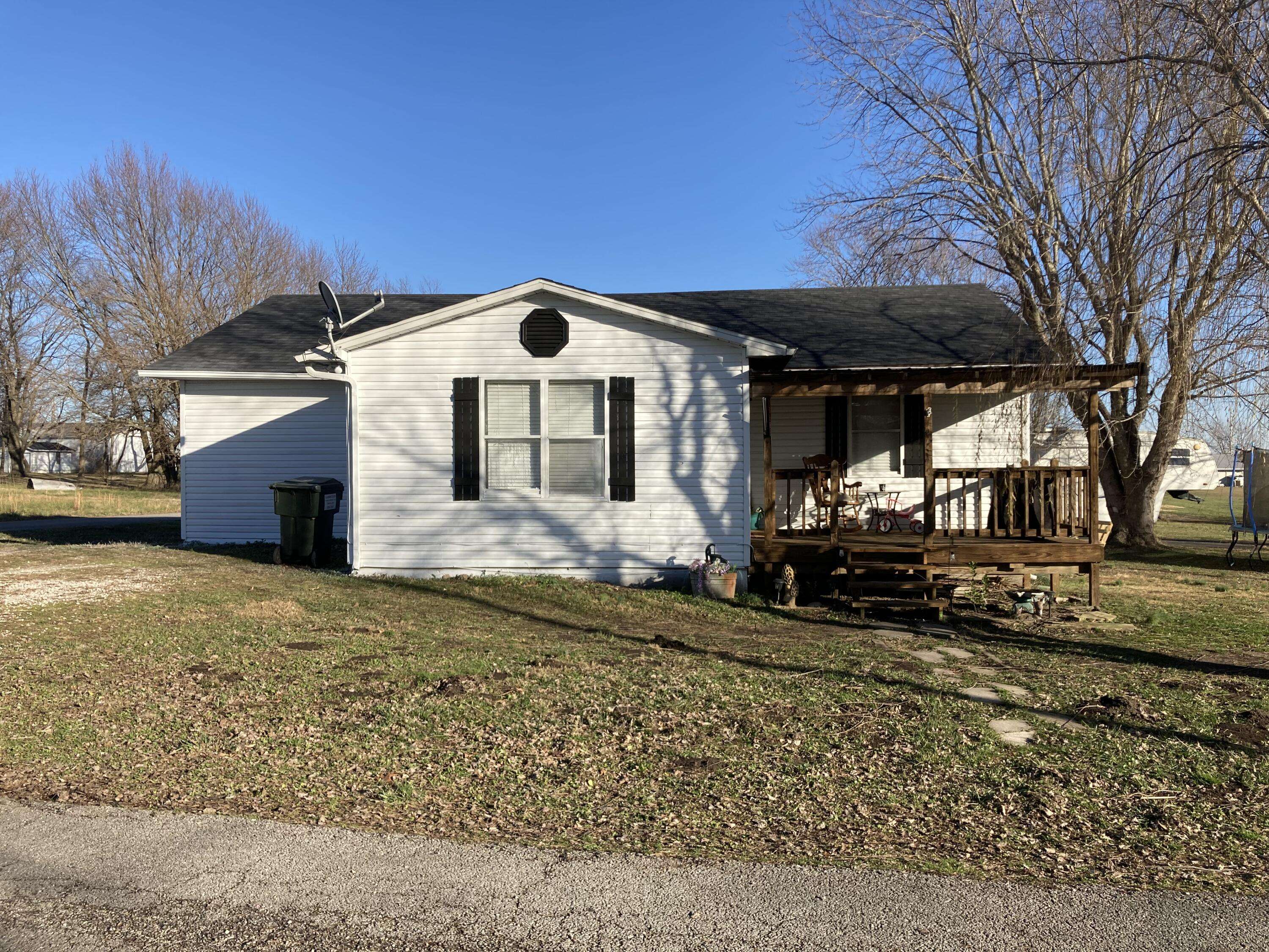 Preston, MO 65732,18665 Elm ST