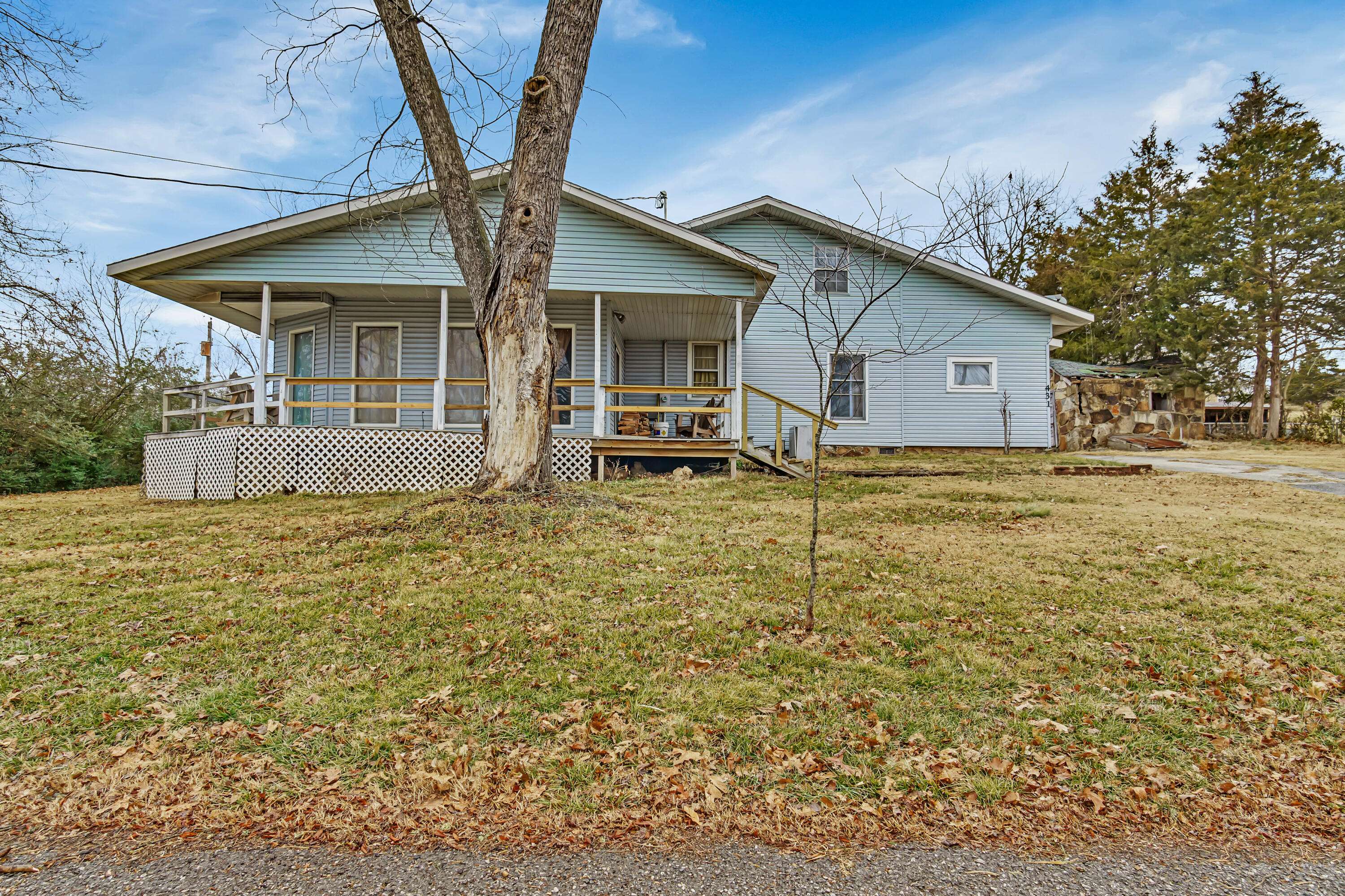 Branson, MO 65616,431 West RD