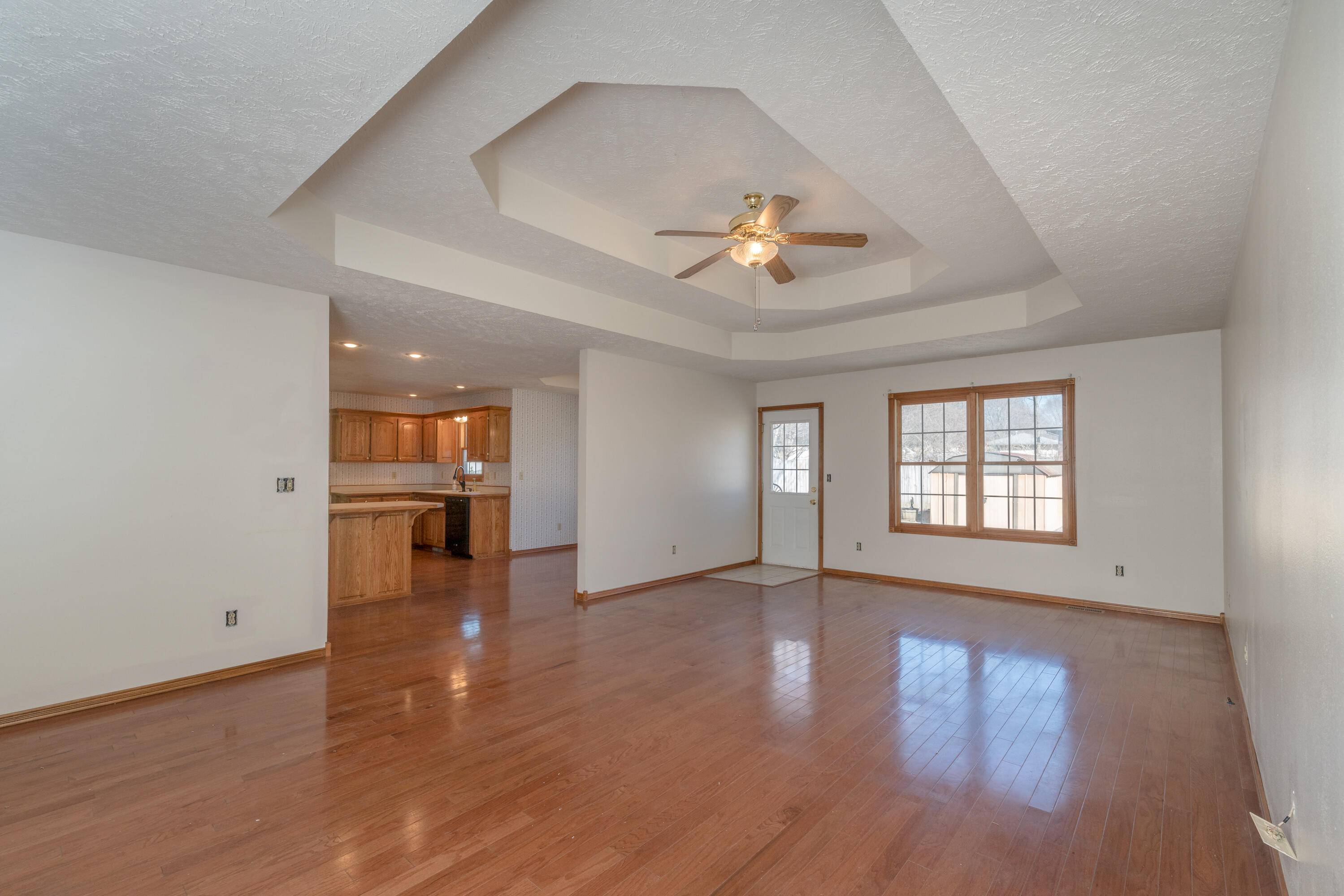 Republic, MO 65738,1405 E Primrose ST