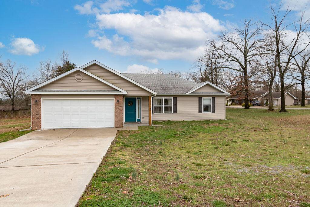 Forsyth, MO 65653,216 Dickens CIR