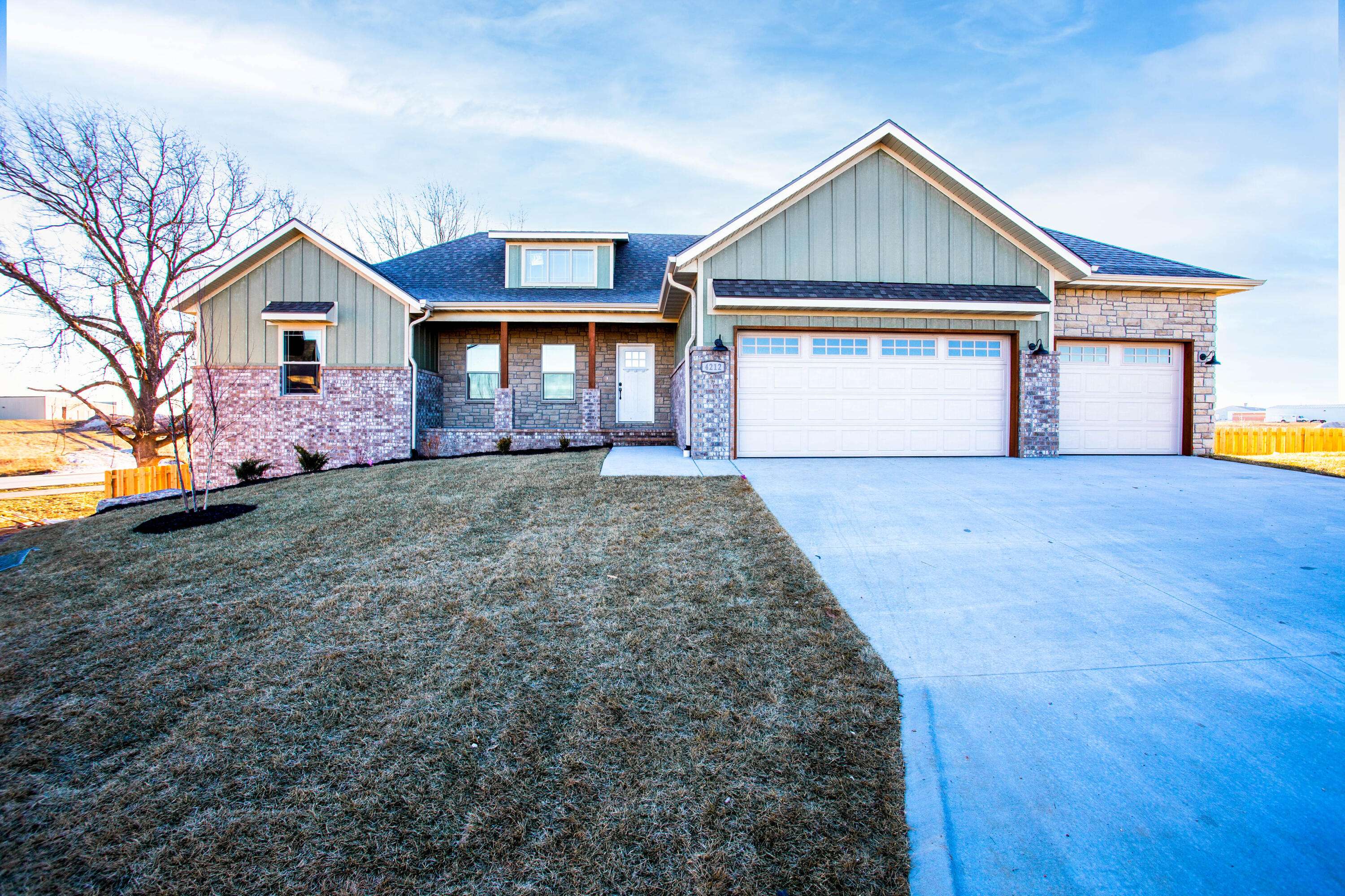 Ozark, MO 65721,4212 Tuscany CIR