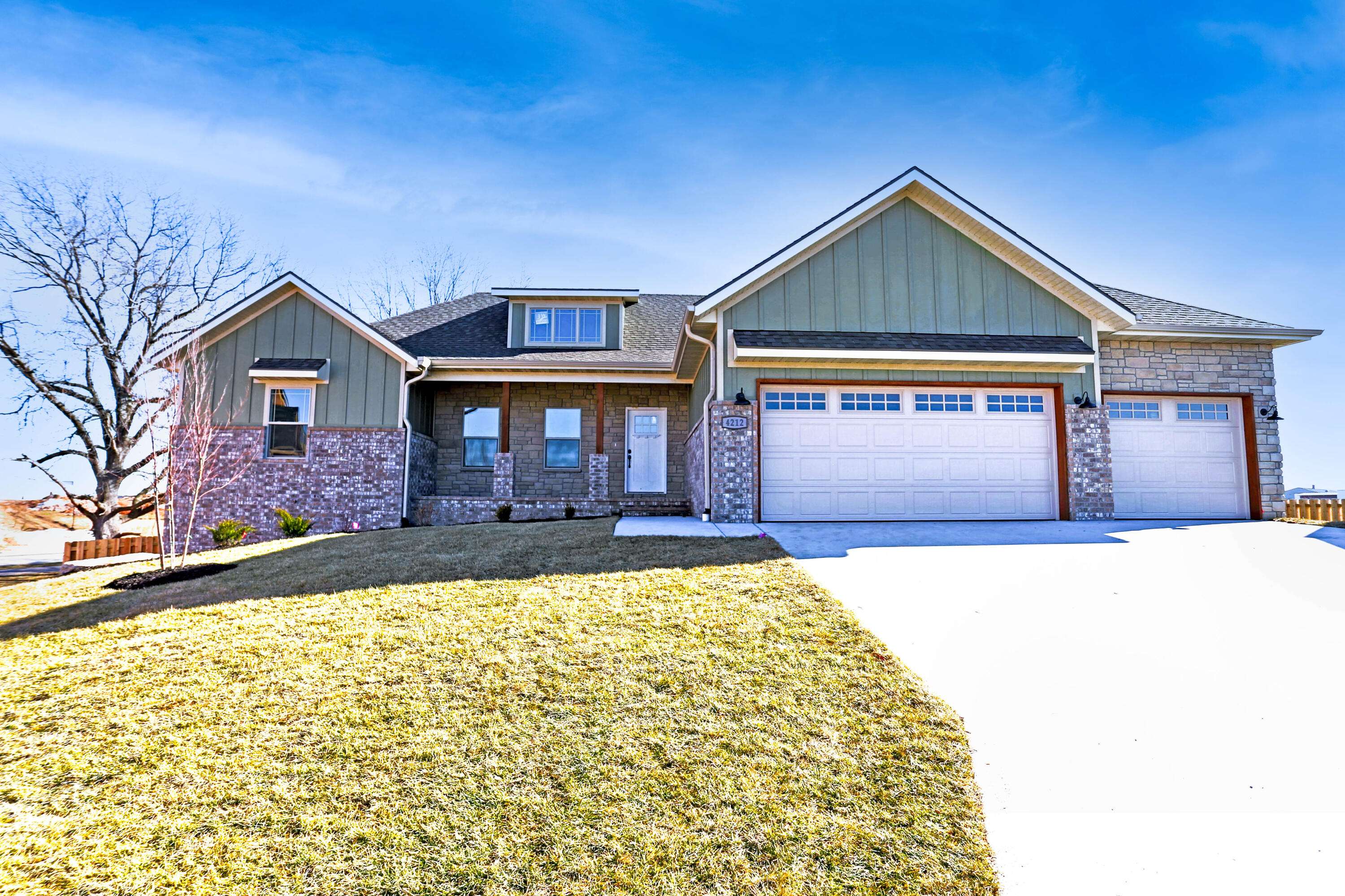 Ozark, MO 65721,4212 Tuscany CIR