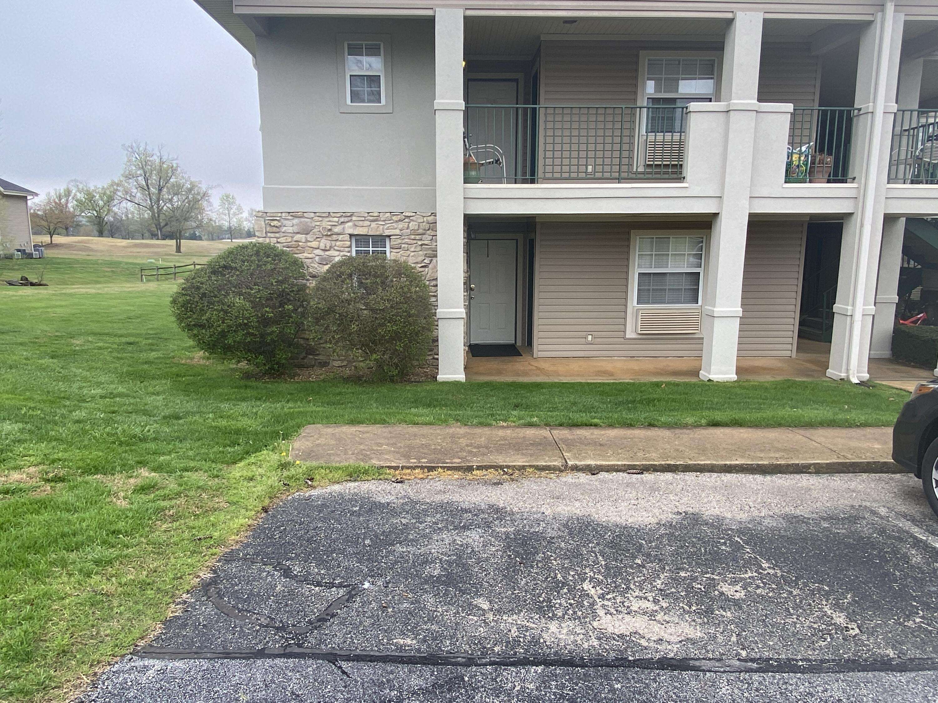 Branson, MO 65616,130 W Rockford DR #1