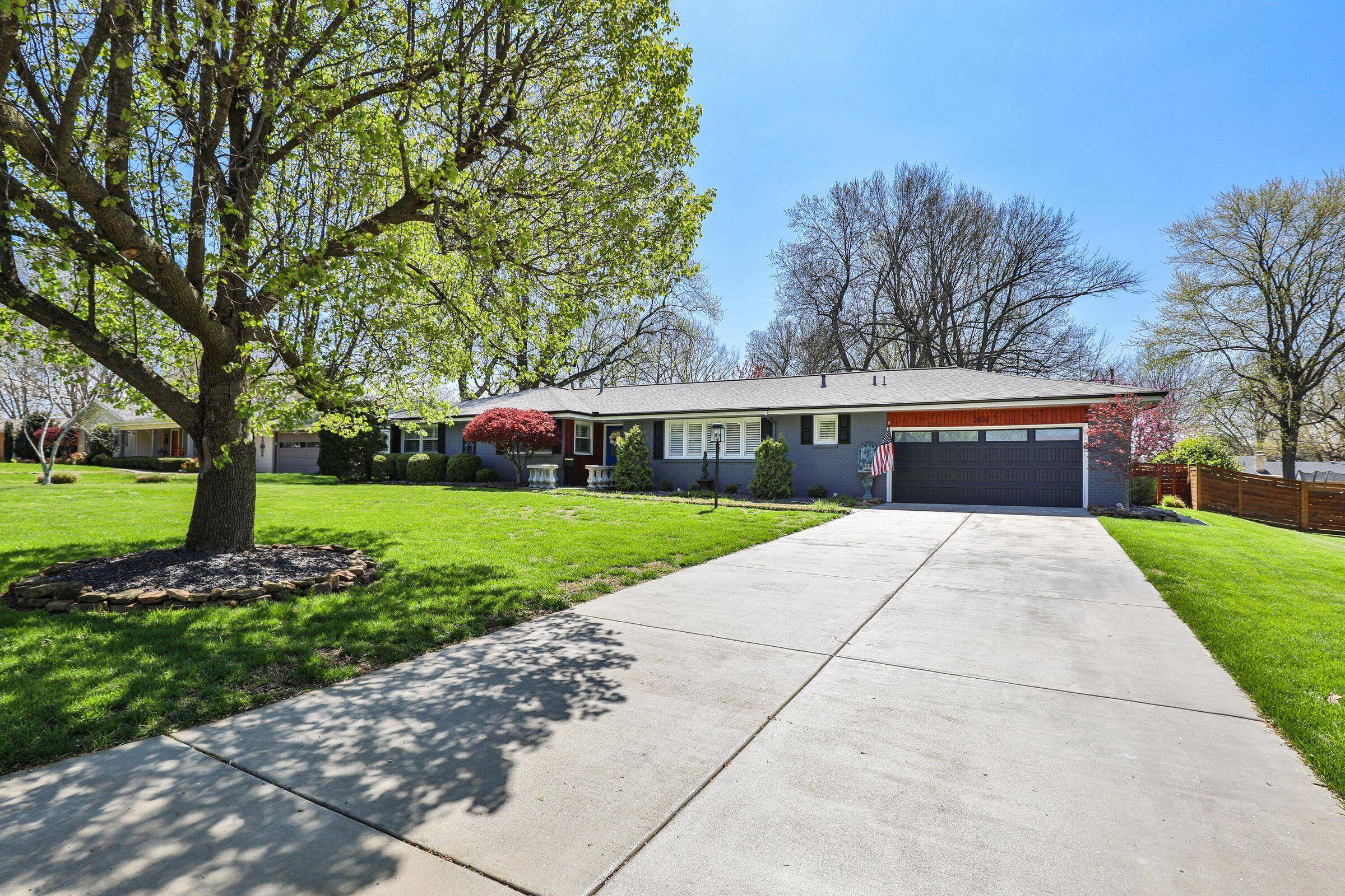 Springfield, MO 65804,2830 E Crestview ST