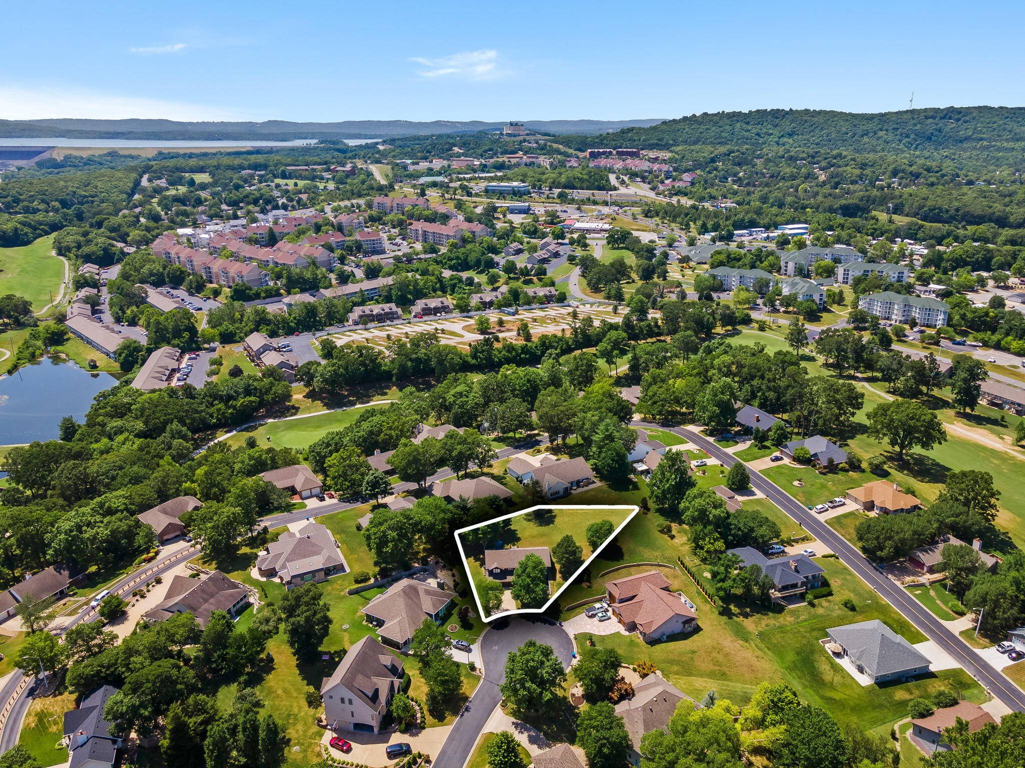 Branson, MO 65616,241 Avon LN