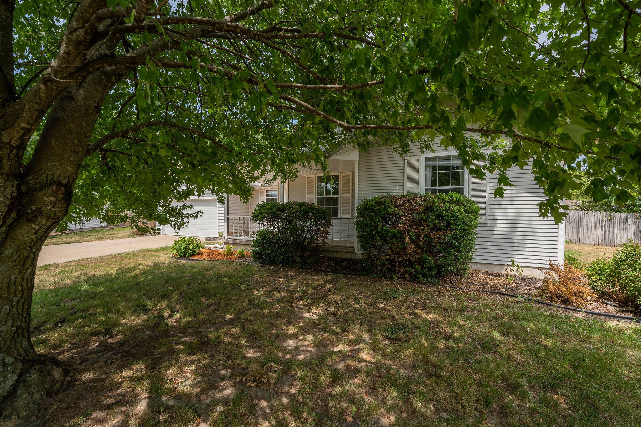 Springfield, MO 65802,243 S Holloway CT