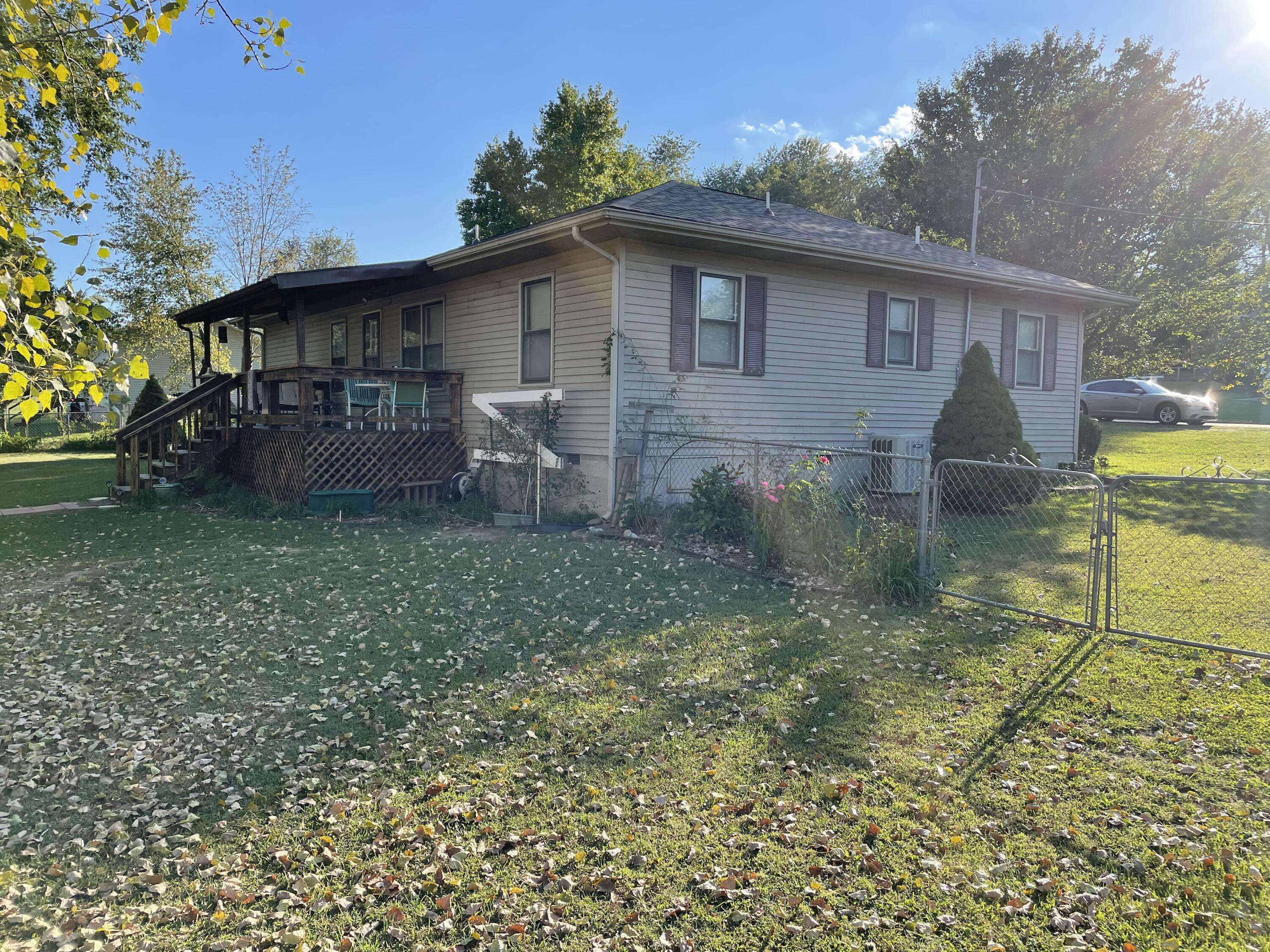 Cassville, MO 65625,105 Amber ST