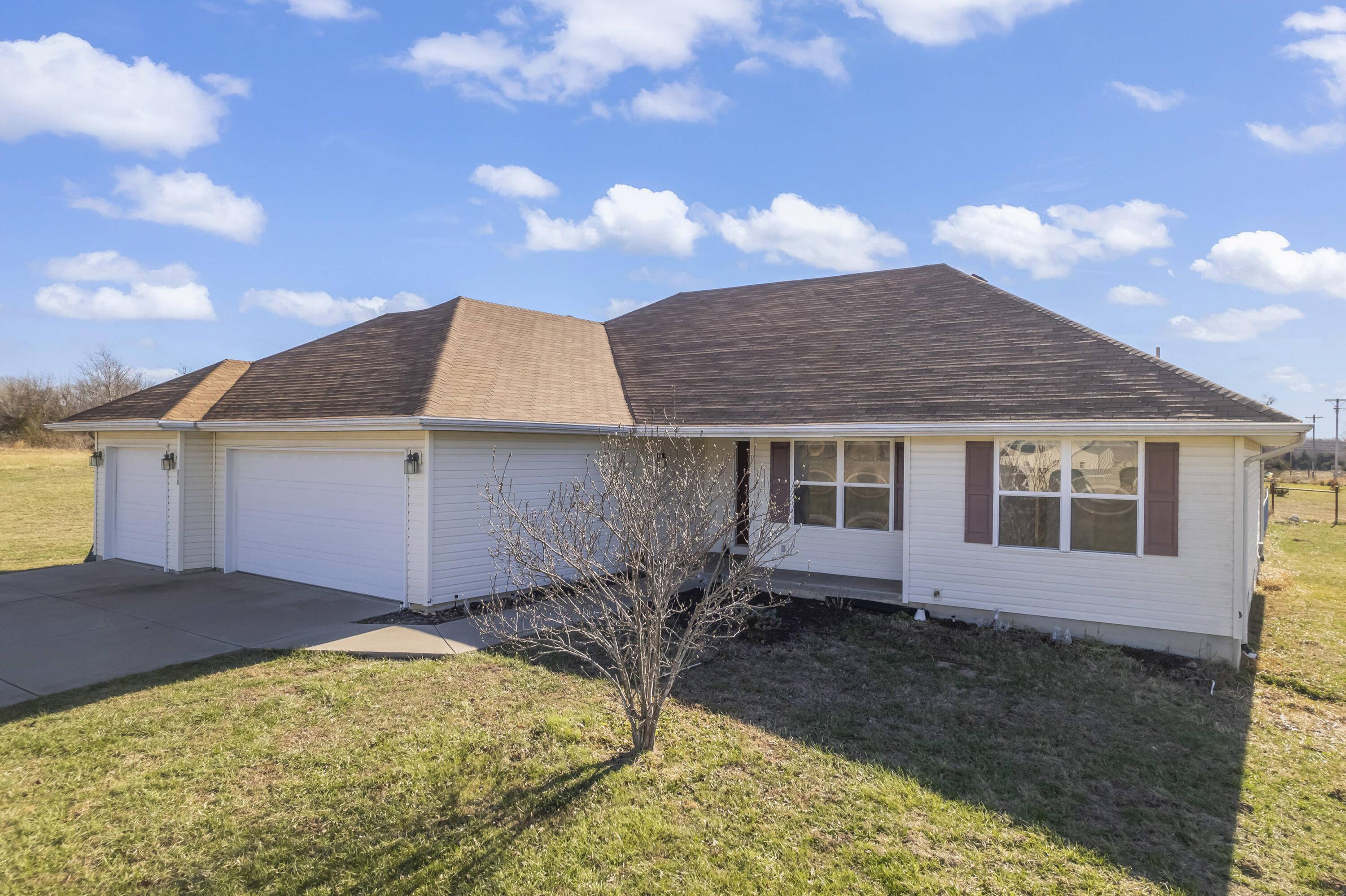 Ozark, MO 65721,258 Larkspur CT