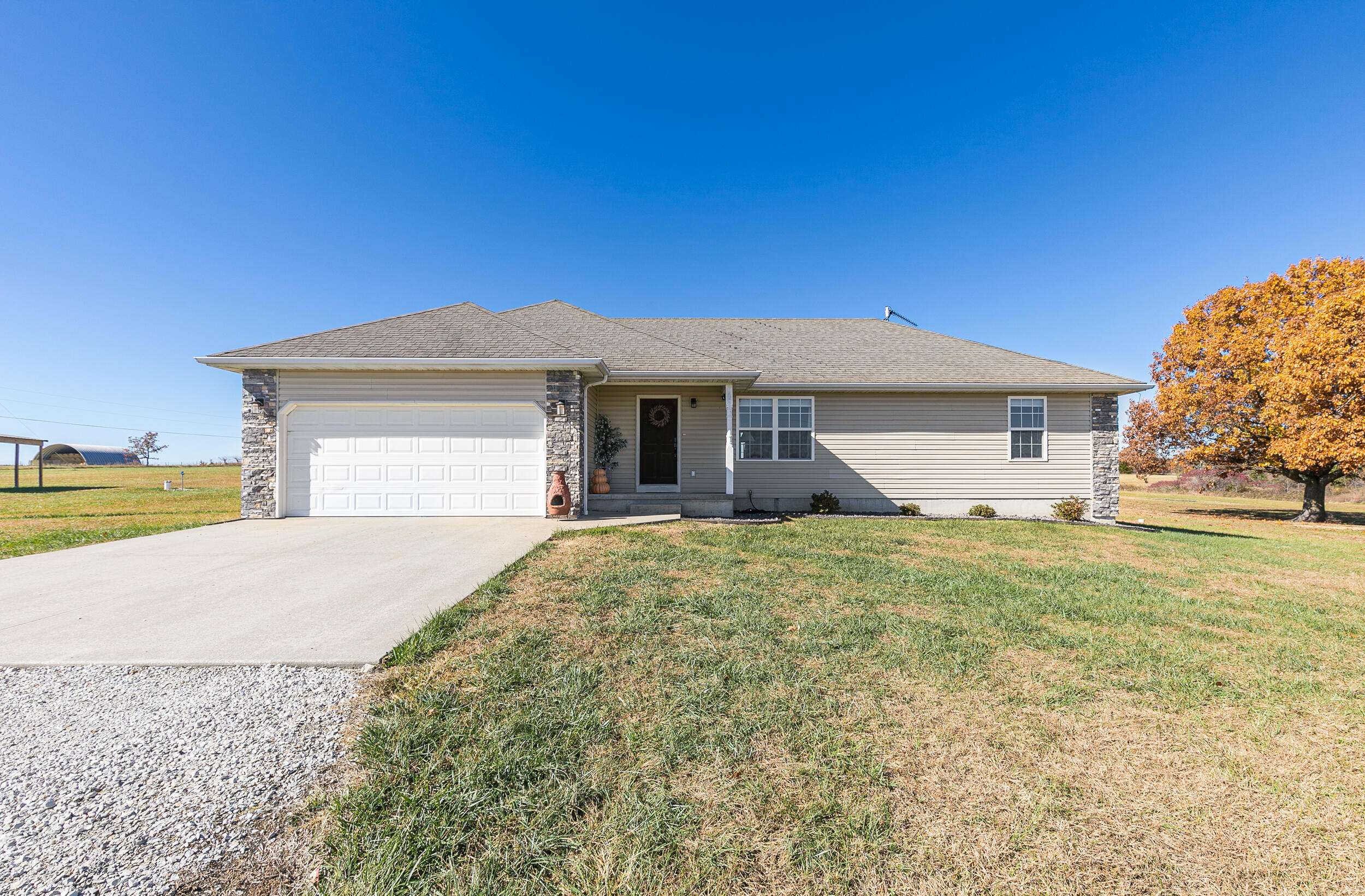 Buffalo, MO 65622,5 Alyssa Hills LN