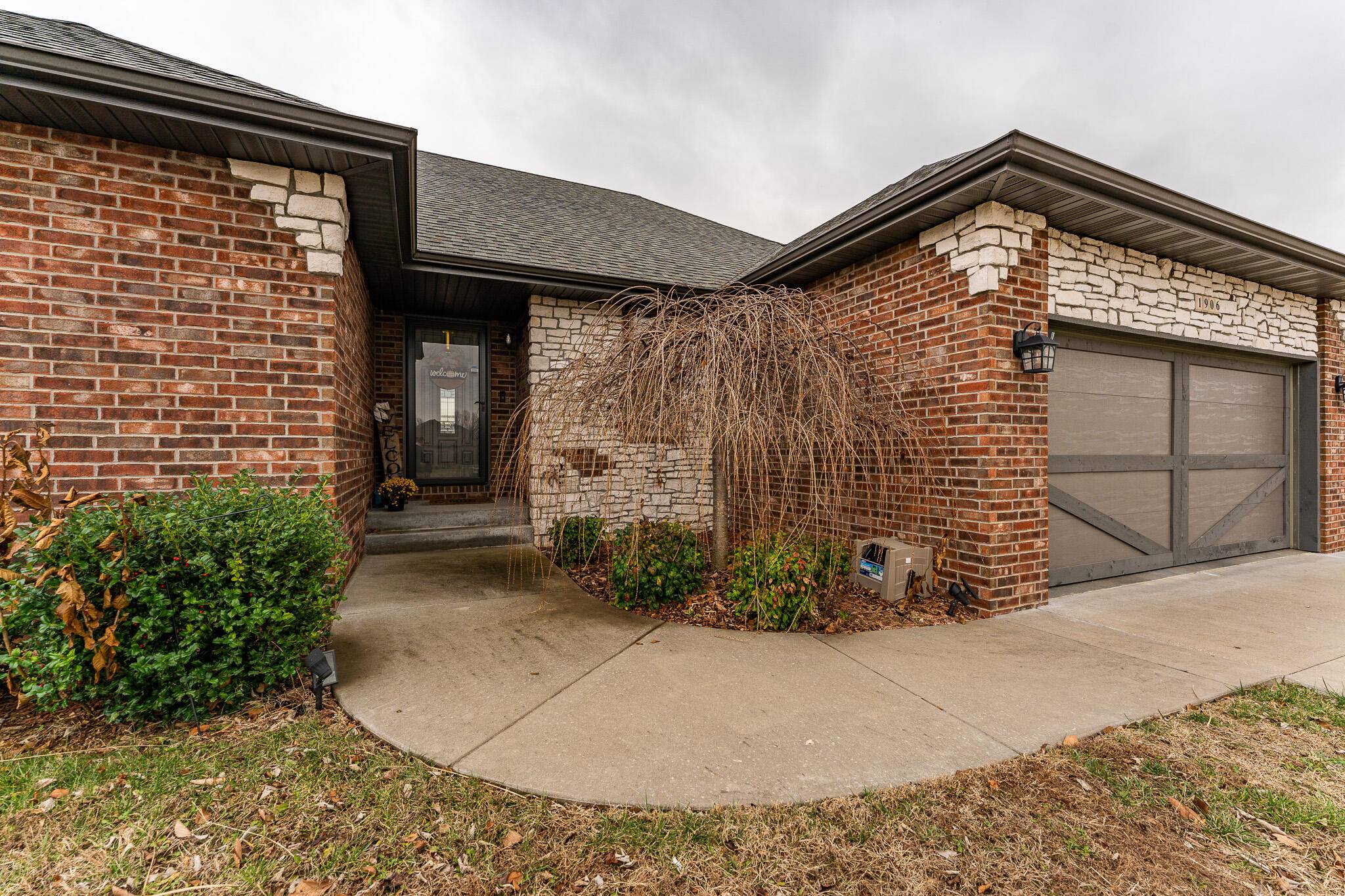 Ozark, MO 65721,1906 E Greenwich DR