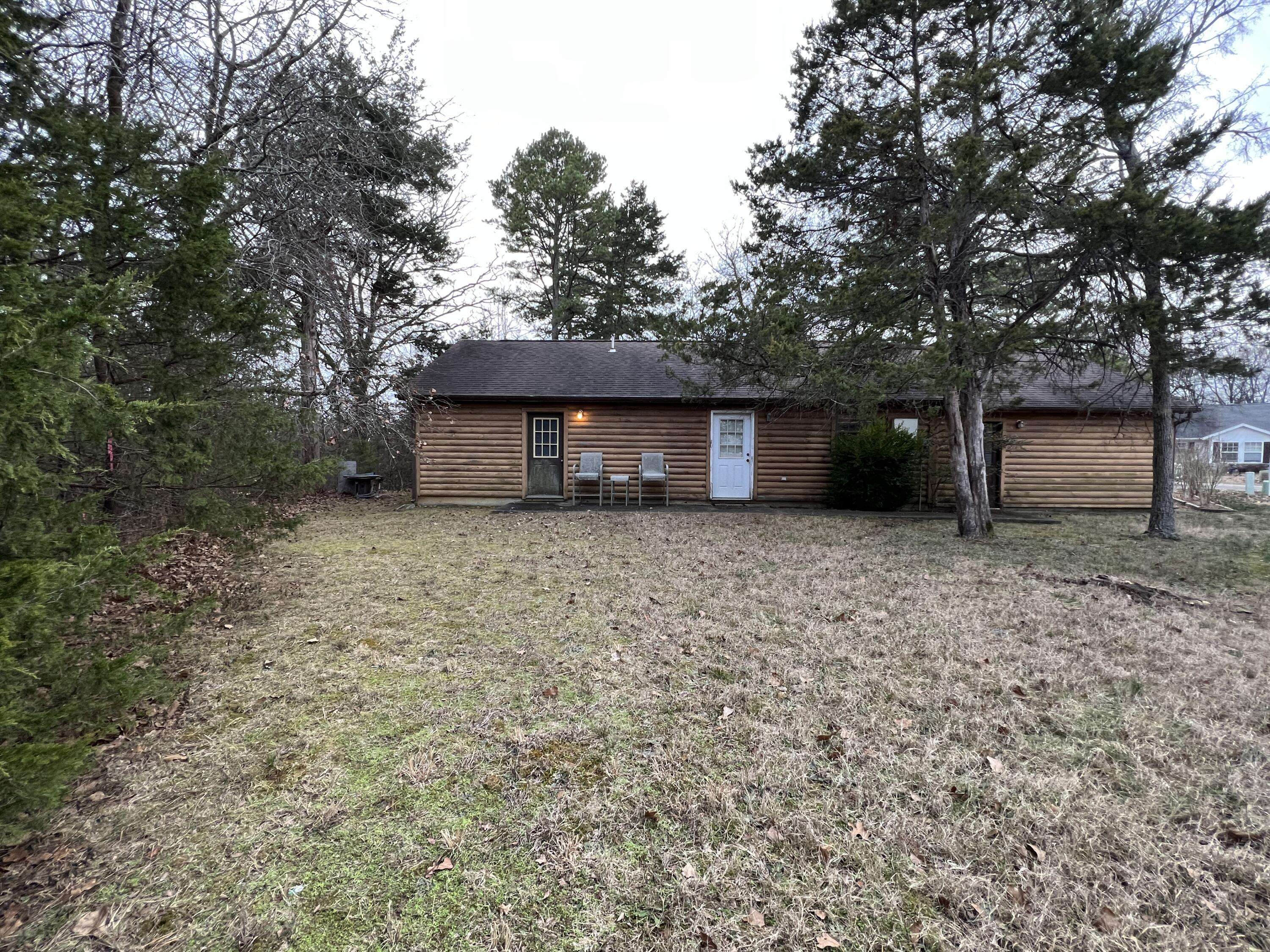 Kirbyville, MO 65679,185 Eric LOOP
