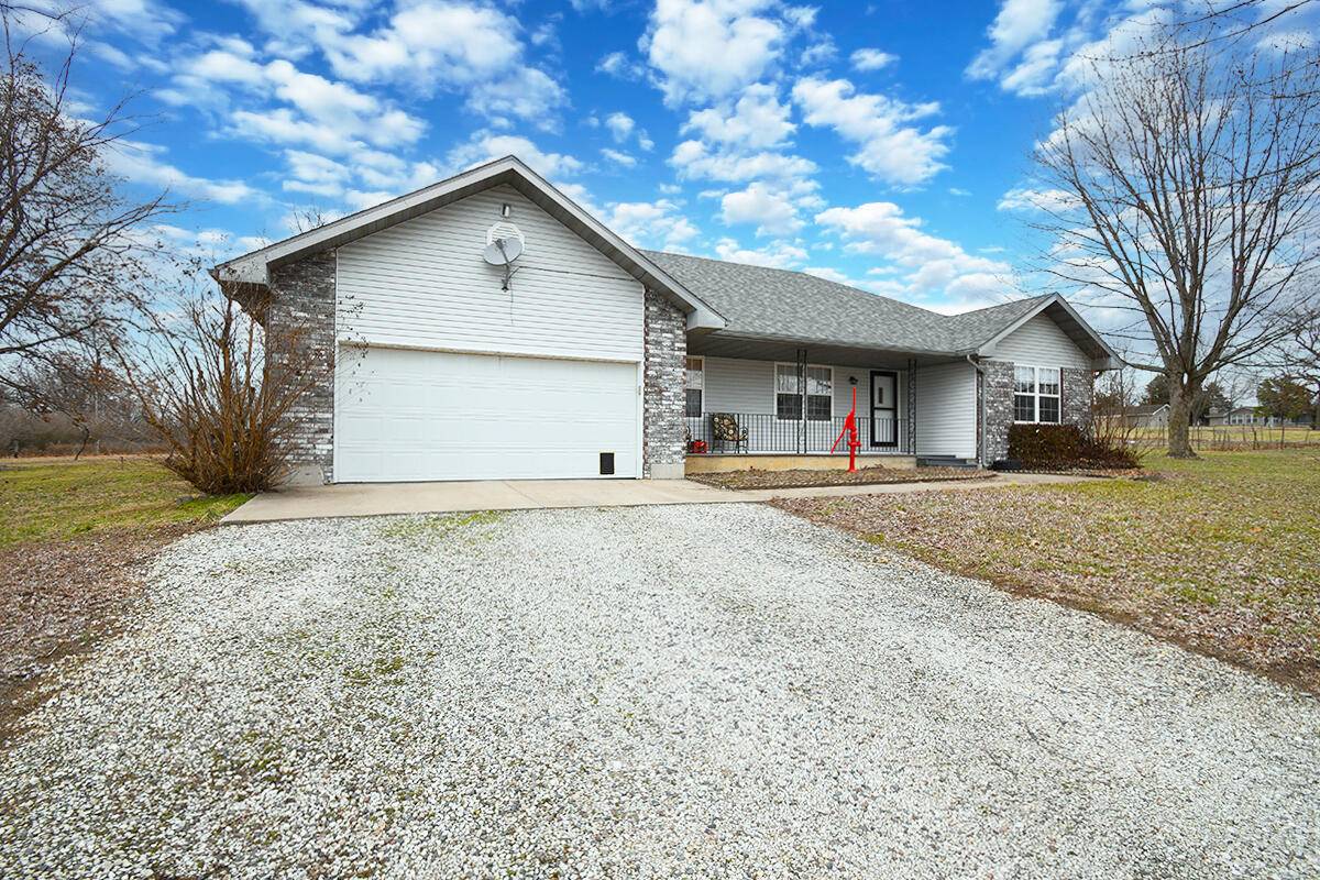 Pleasant Hope, MO 65725,1861 E 541st RD