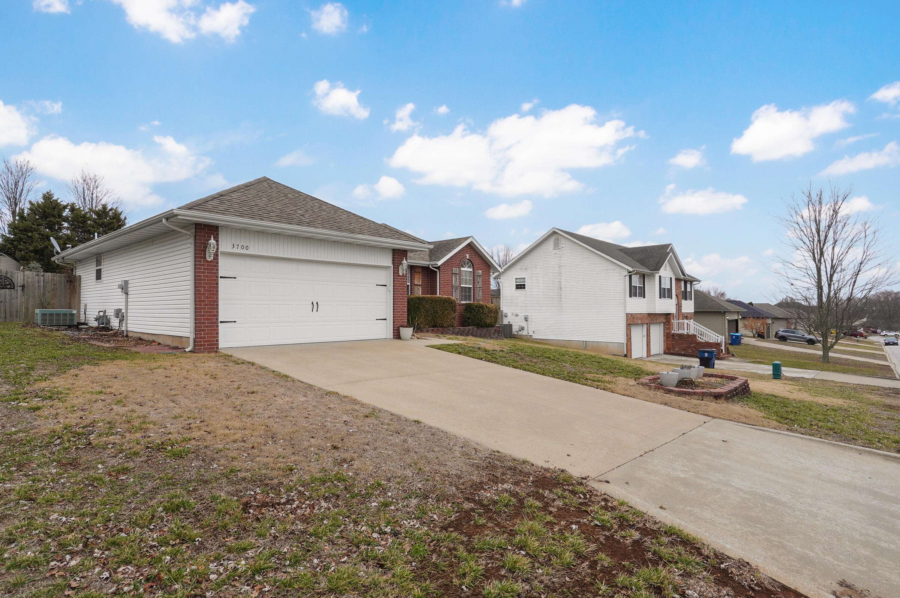 Ozark, MO 65721,3700 N 31st ST