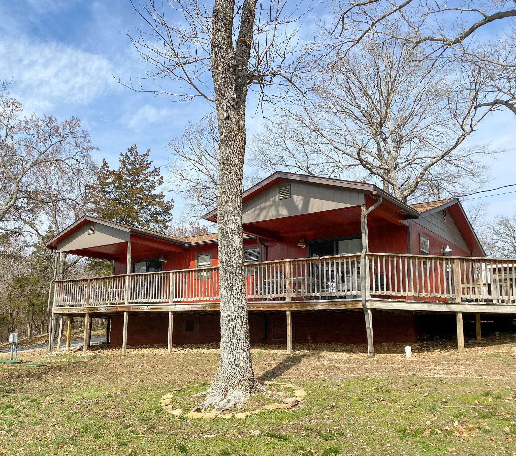 Reeds Spring, MO 65737,410 Vacation LN