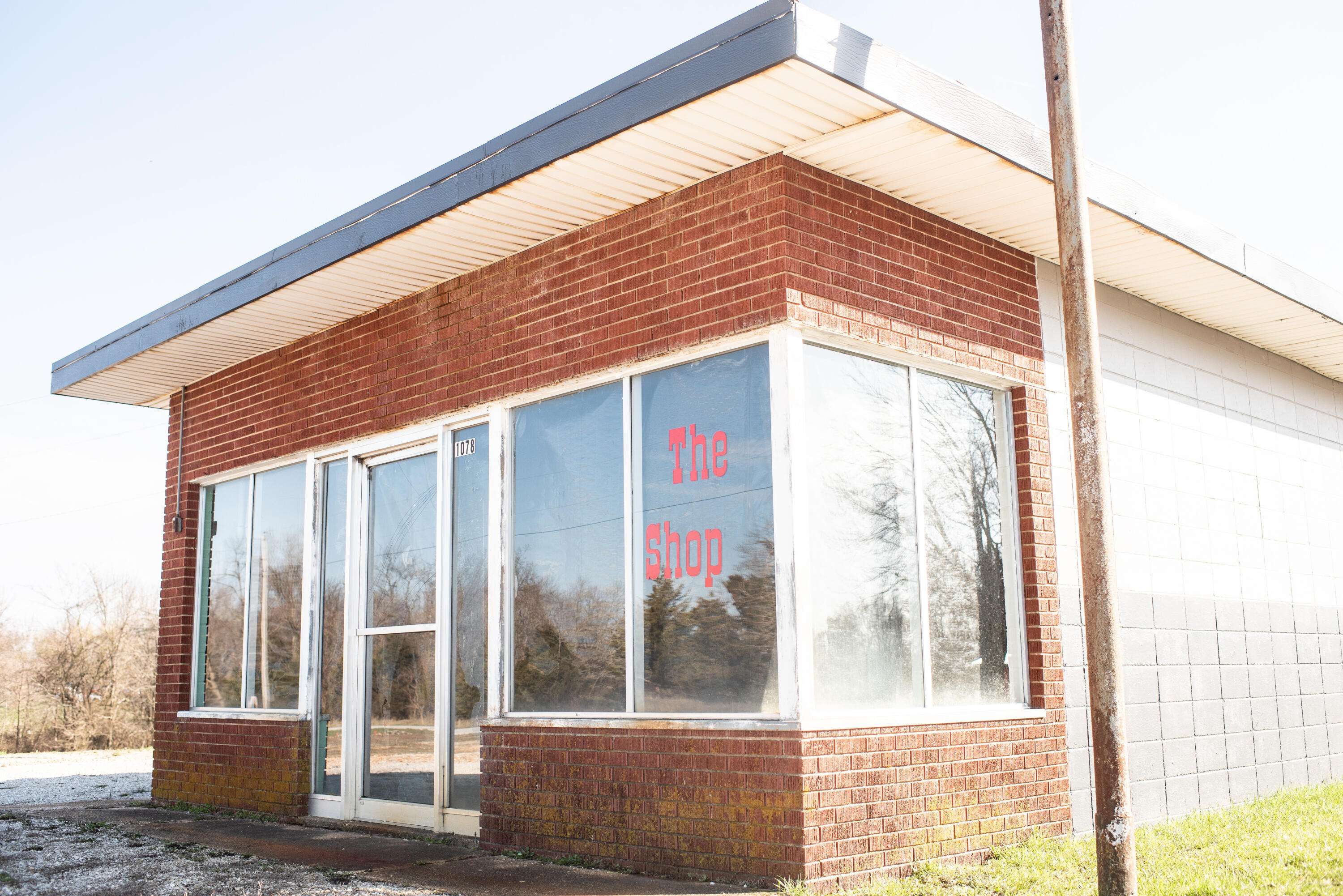 Seymour, MO 65746,1052 E Clinton AVE