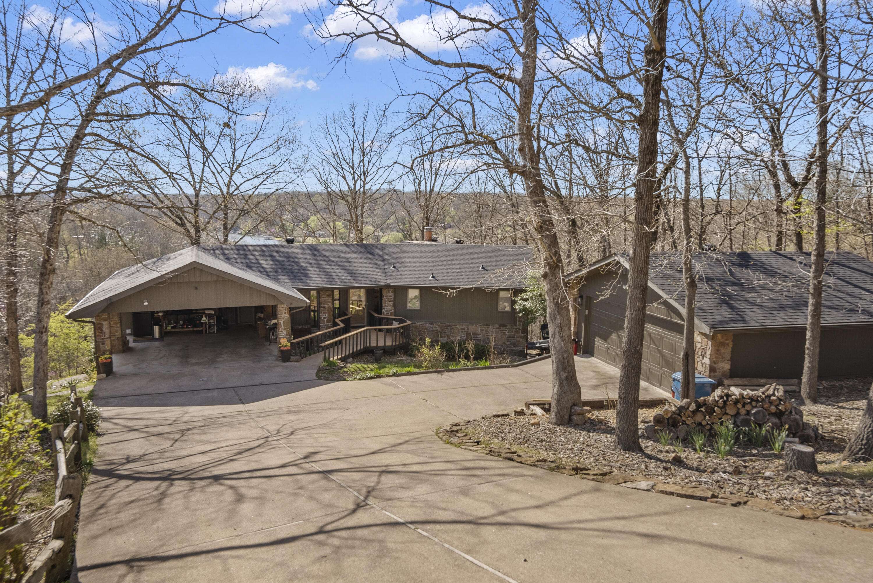 Bella Vista, AR 72715,23 Pembroke LN