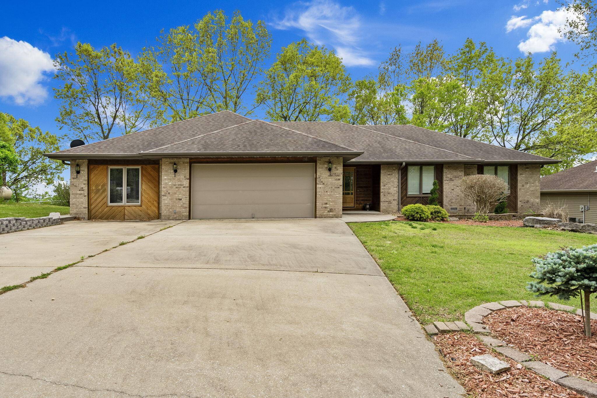 Kimberling City, MO 65686,16 Midview DR