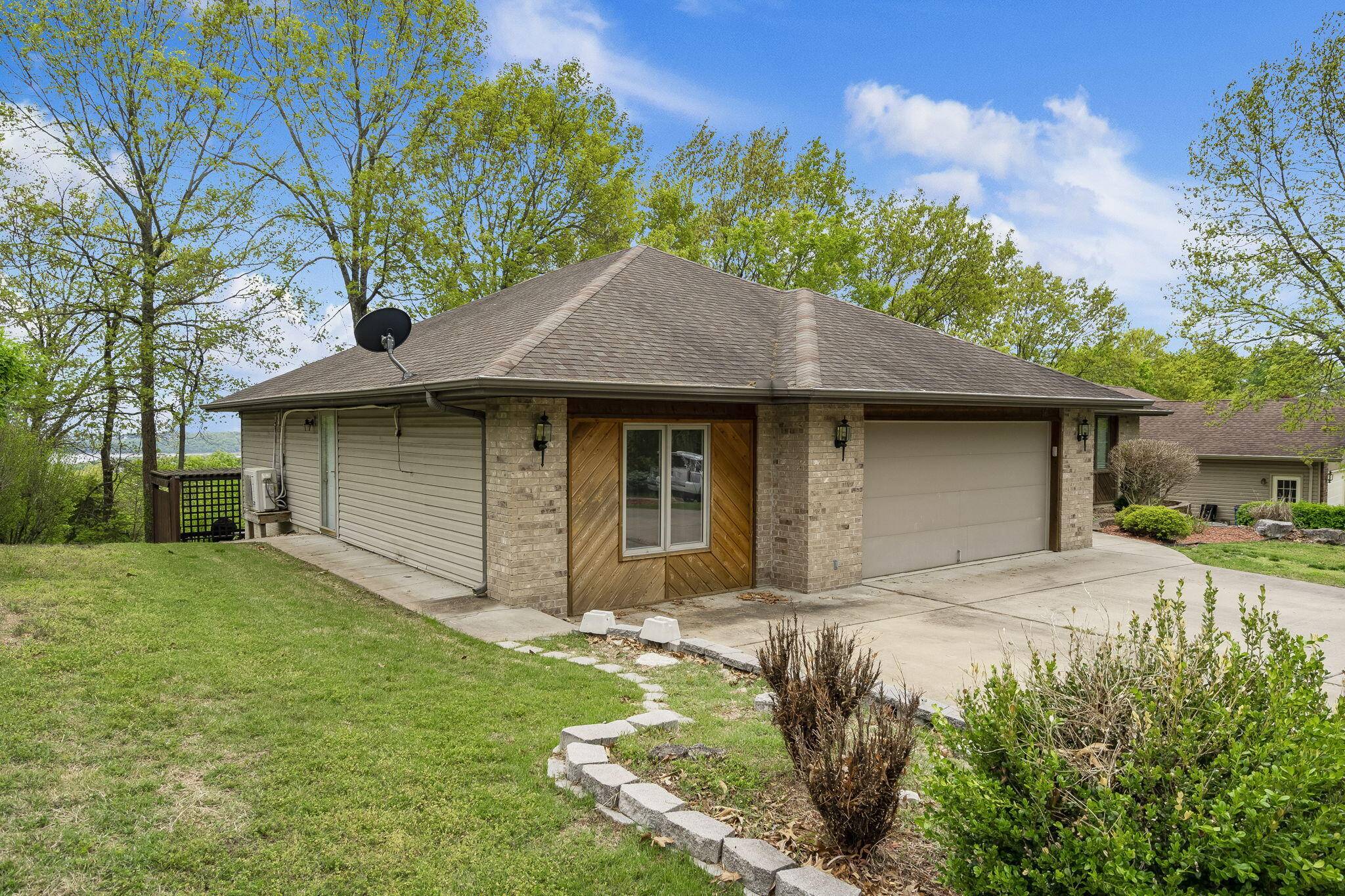 Kimberling City, MO 65686,16 Midview DR