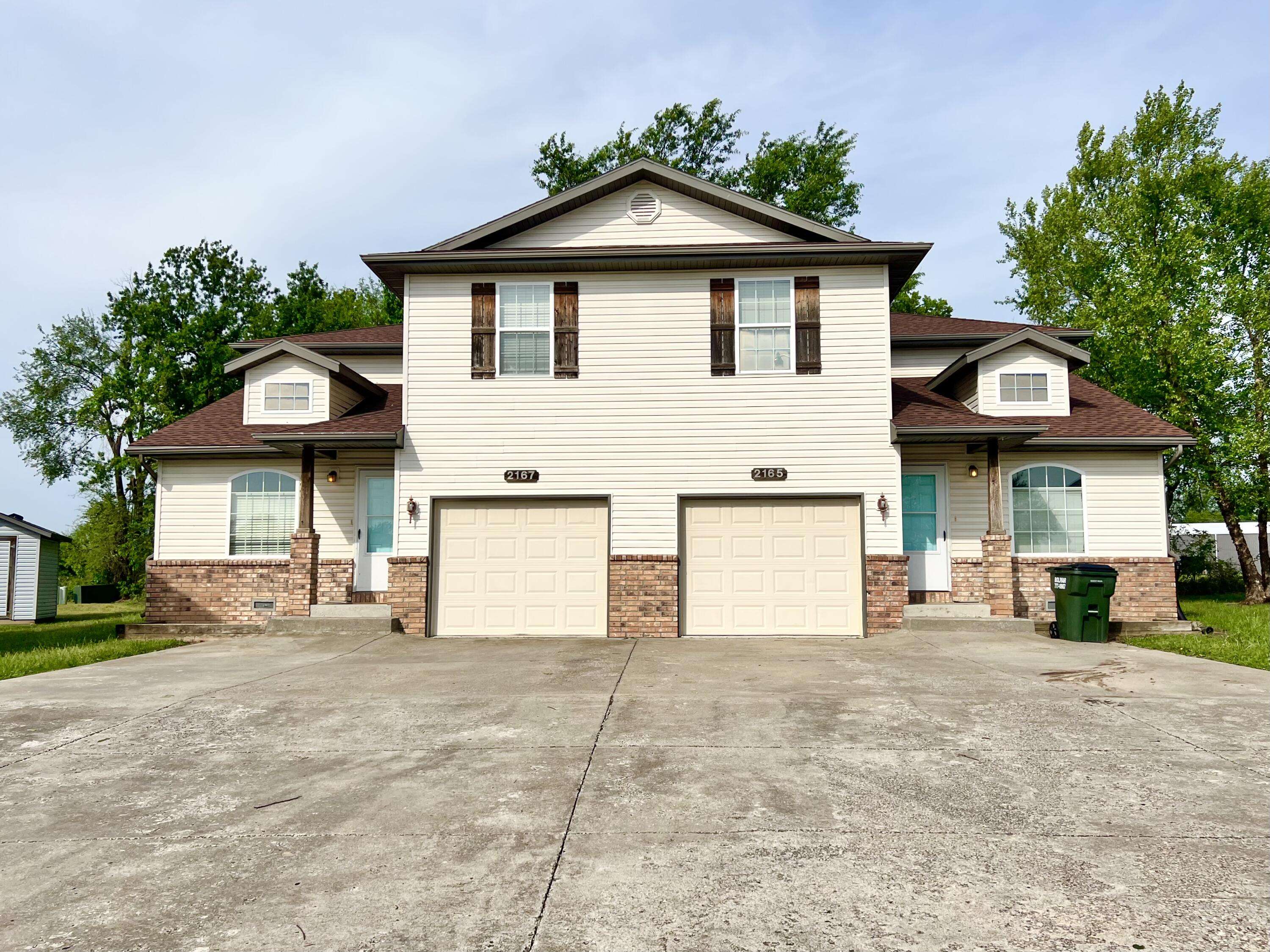 Bolivar, MO 65613,2167 2165 Dogwood CIR