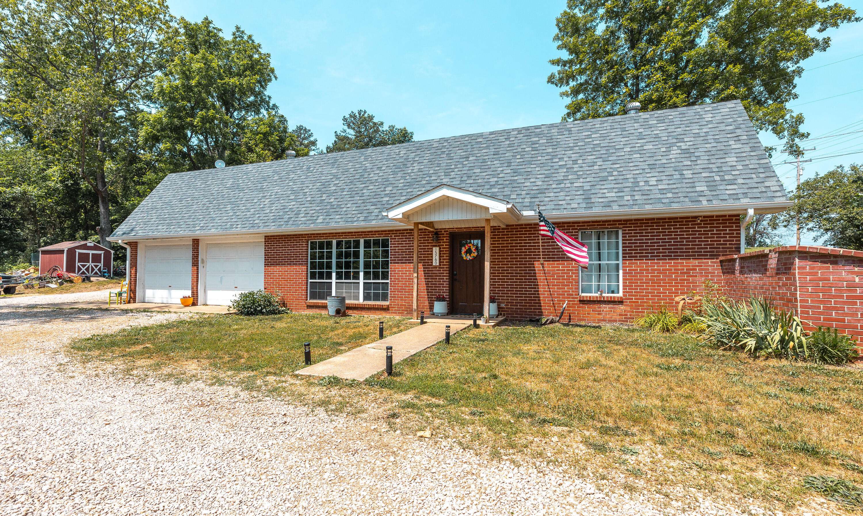 Eminence, MO 65466,15760 Bay Road