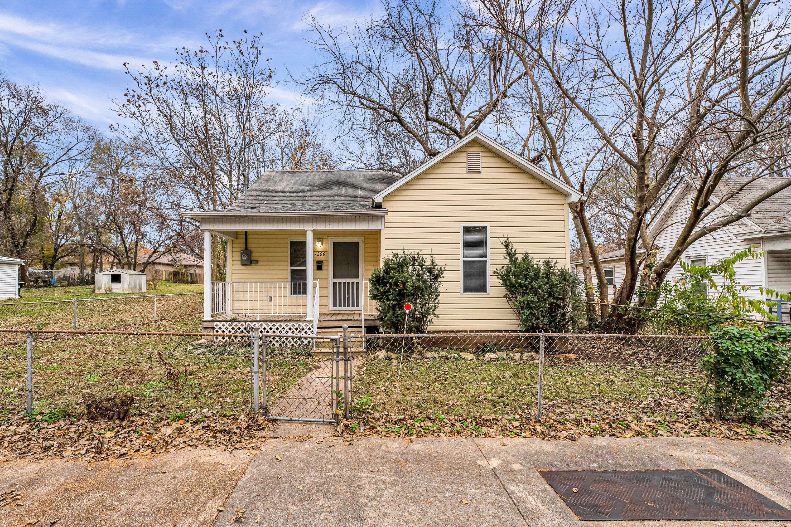 Springfield, MO 65806,1200 W Harrison ST