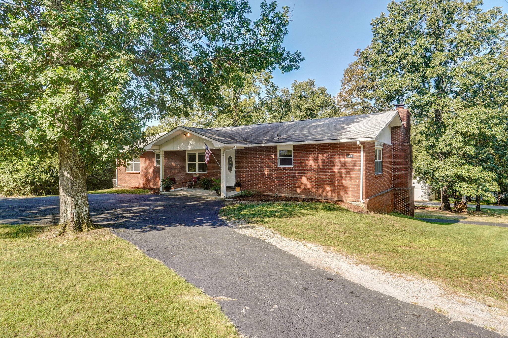 Forsyth, MO 65653,209 Lakeside DR