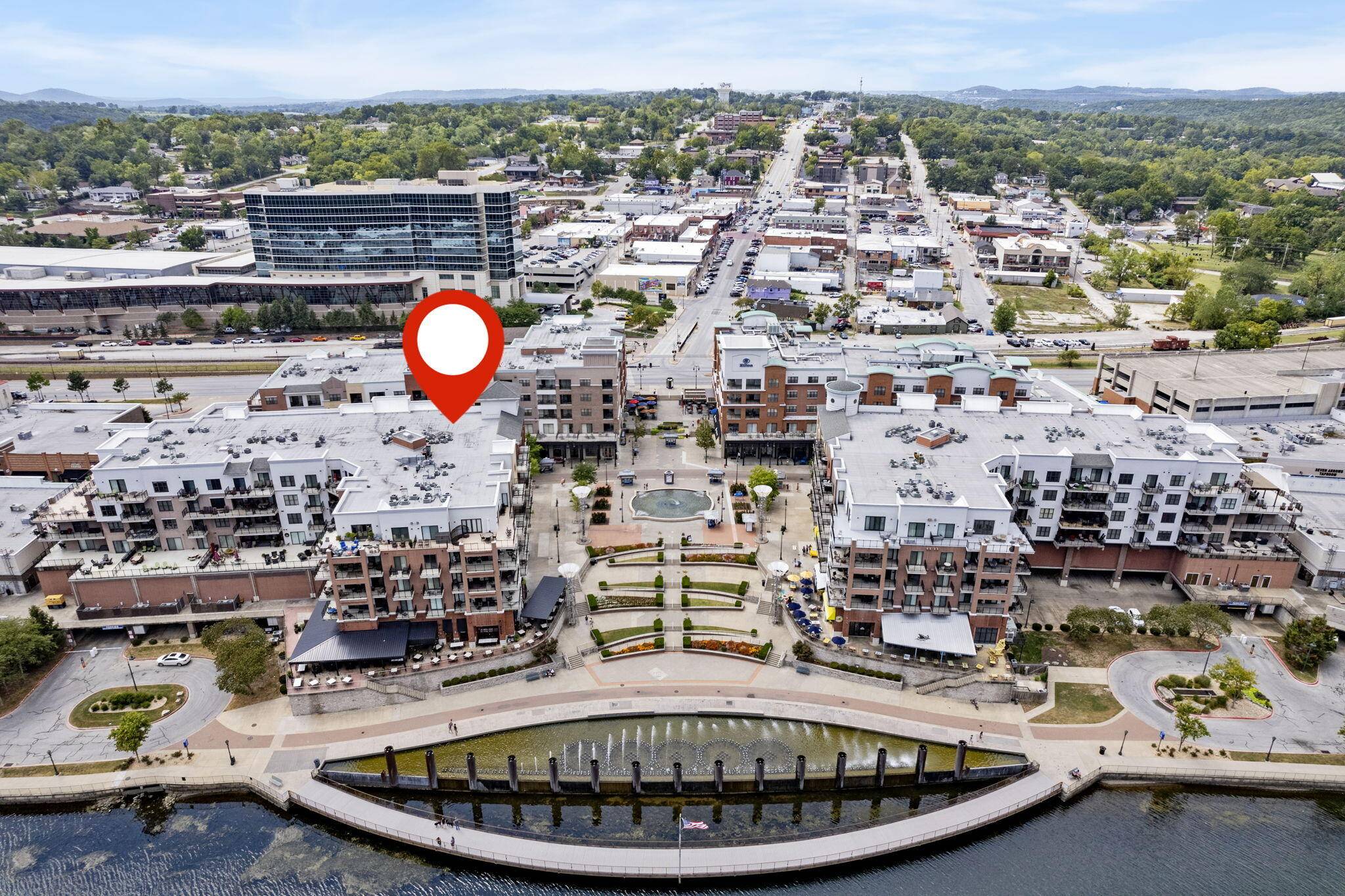 Branson, MO 65616,10506 Branson Landing BLVD #506