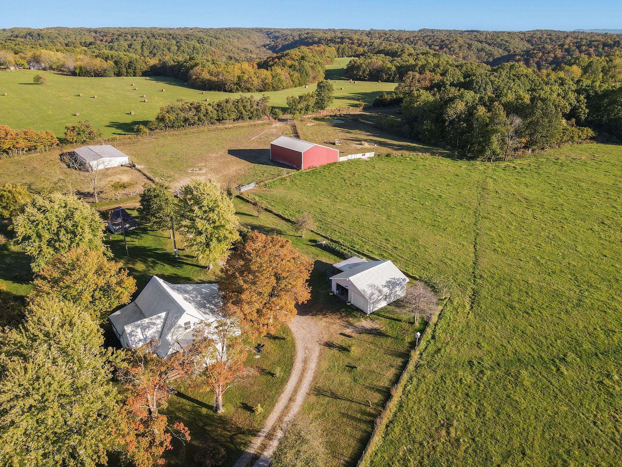Seymour, MO 65746,3702 St Highway 14