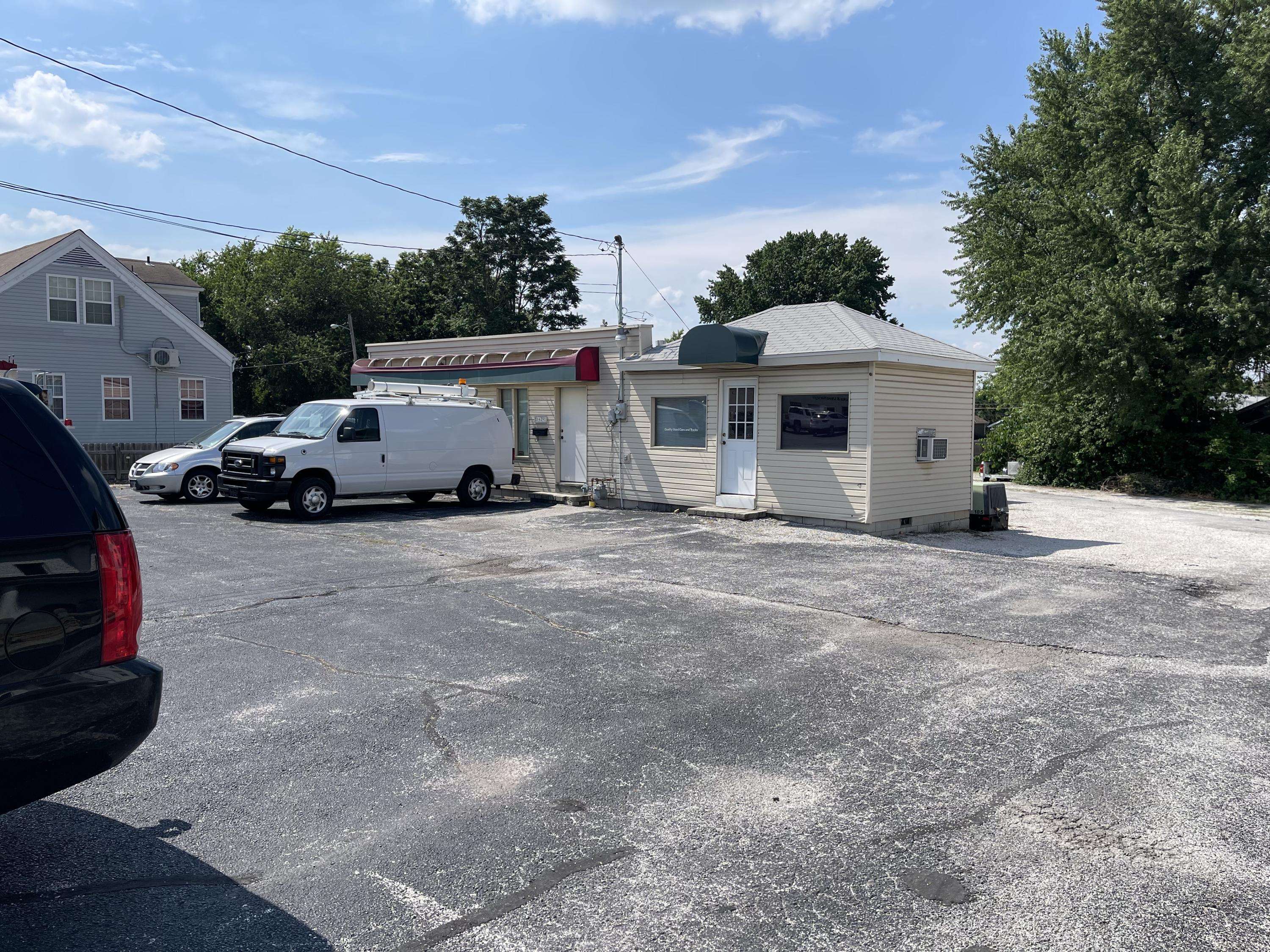 Springfield, MO 65802,1629 E St Louis ST