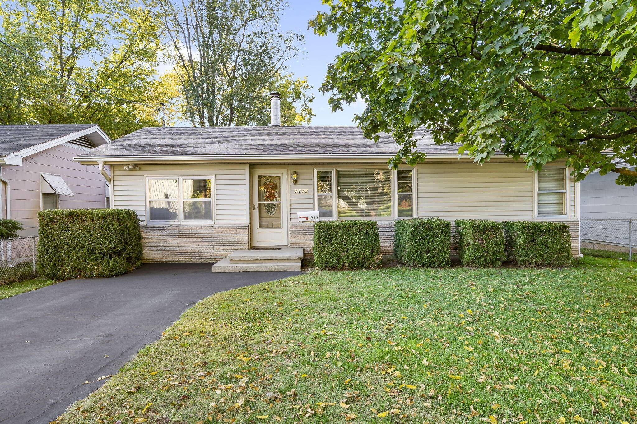 Springfield, MO 65802,1912 W Water ST