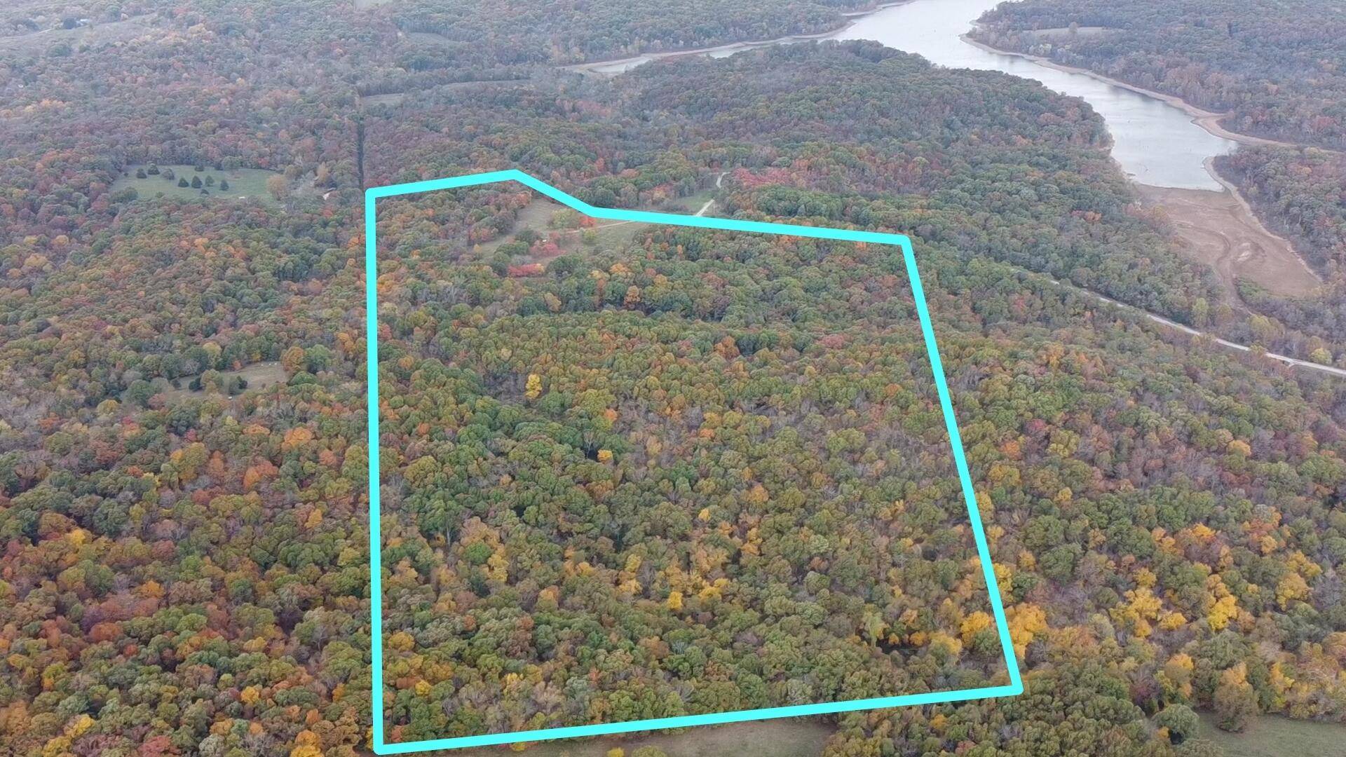 Greenfield, MO 65661,518 N Dade 171