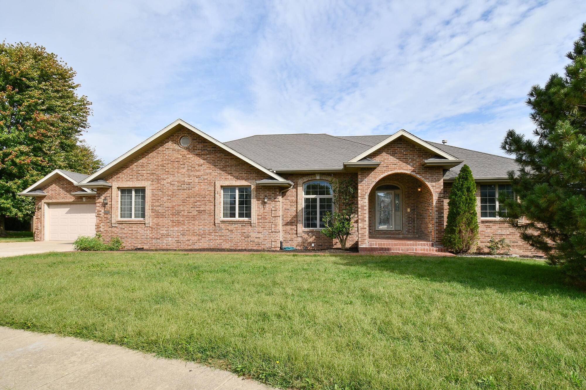 Springfield, MO 65807,2405 S Driftwood CT