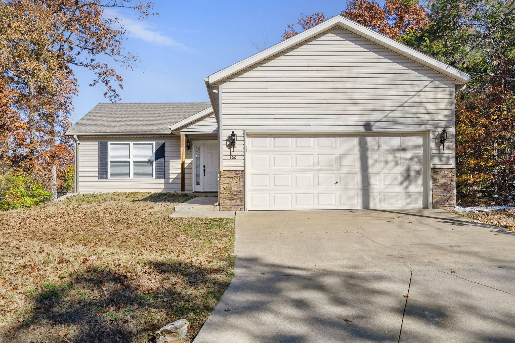 Merriam Woods, MO 65740,3063 Driftwood RD