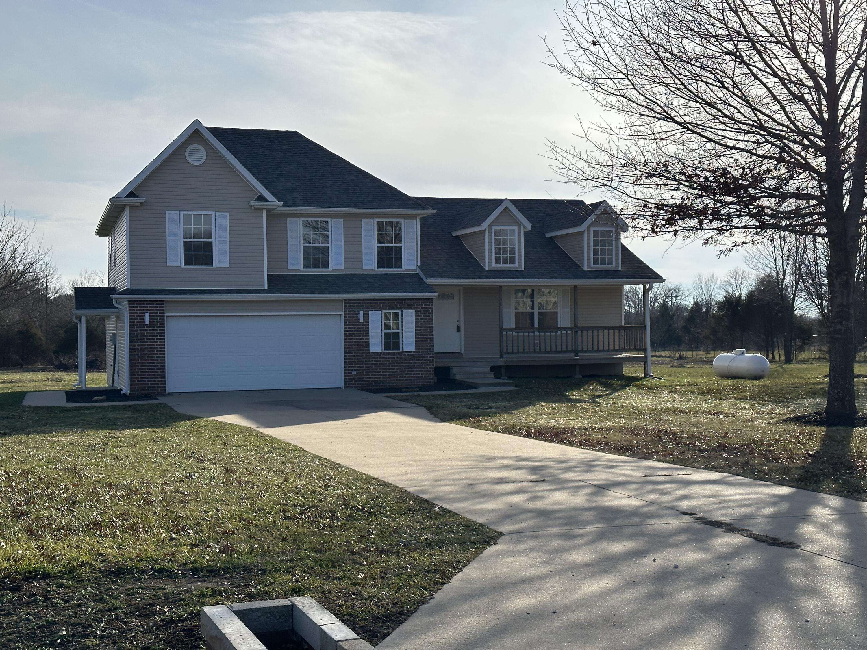 Ozark, MO 65721,198 Larkspur CT