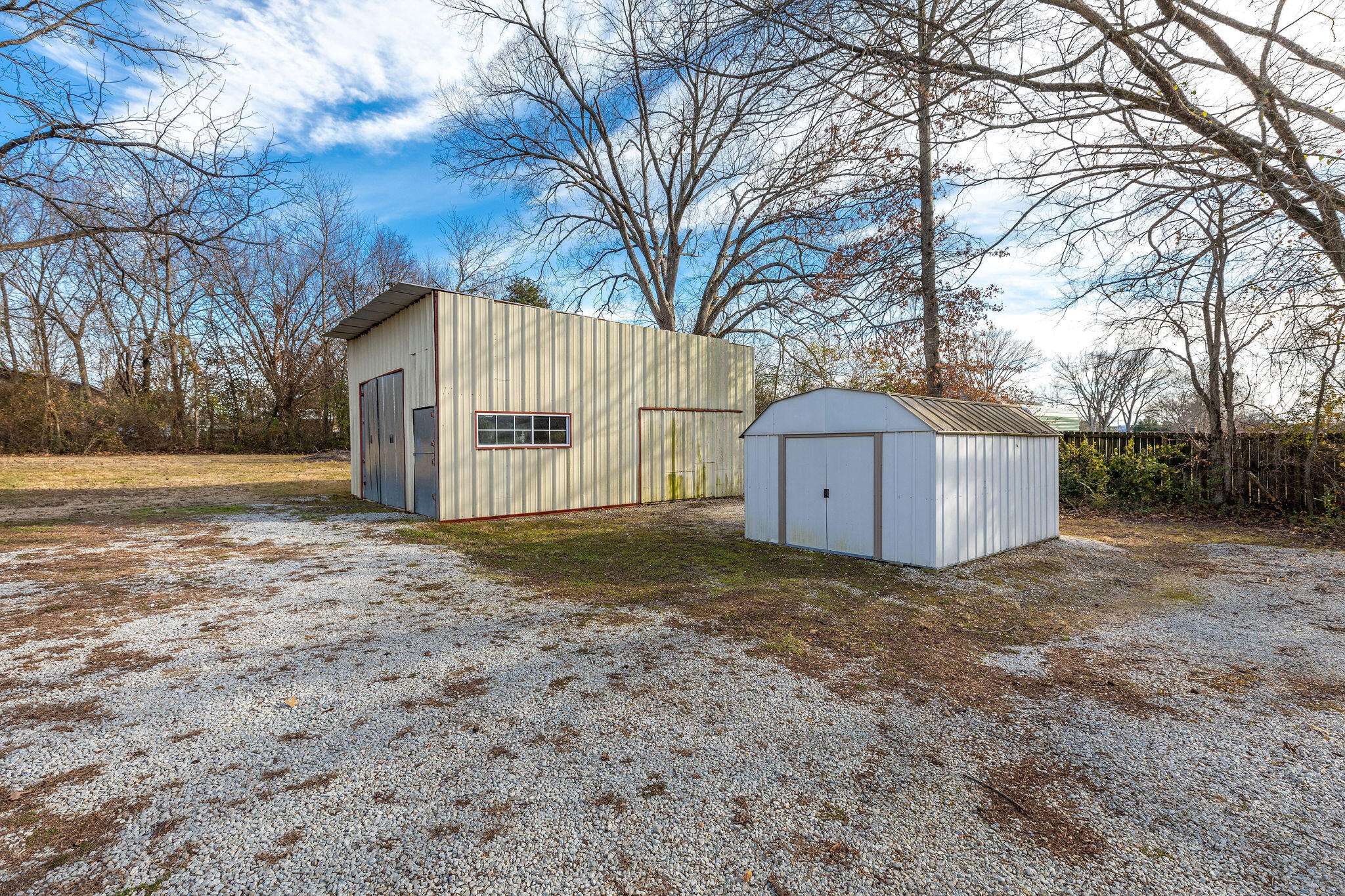 Hollister, MO 65672,305 Sagers LN