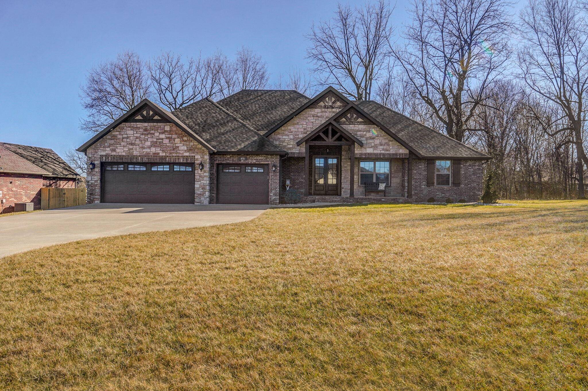 Republic, MO 65738,678 E Aaron WAY